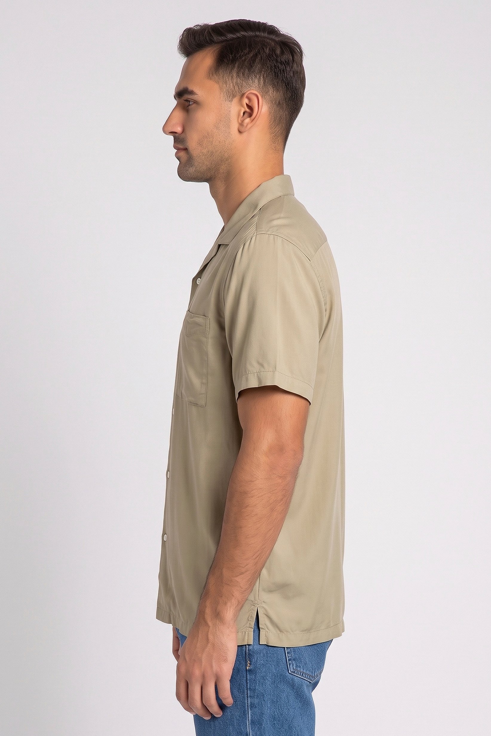 Men Regular Fit Plain Short Sleeve Casual Shirt, Light Olive