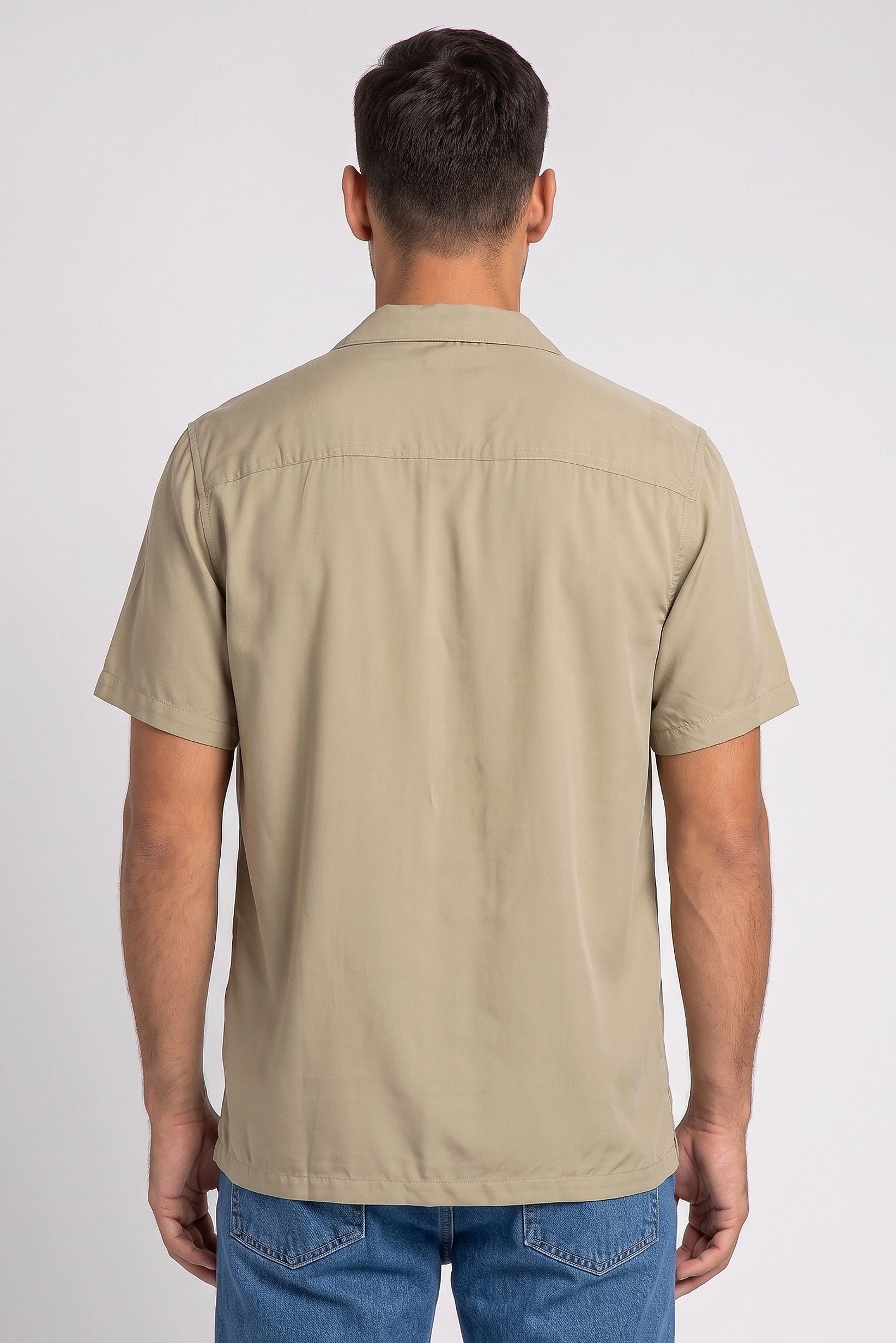 Men Regular Fit Plain Short Sleeve Casual Shirt, Light Olive