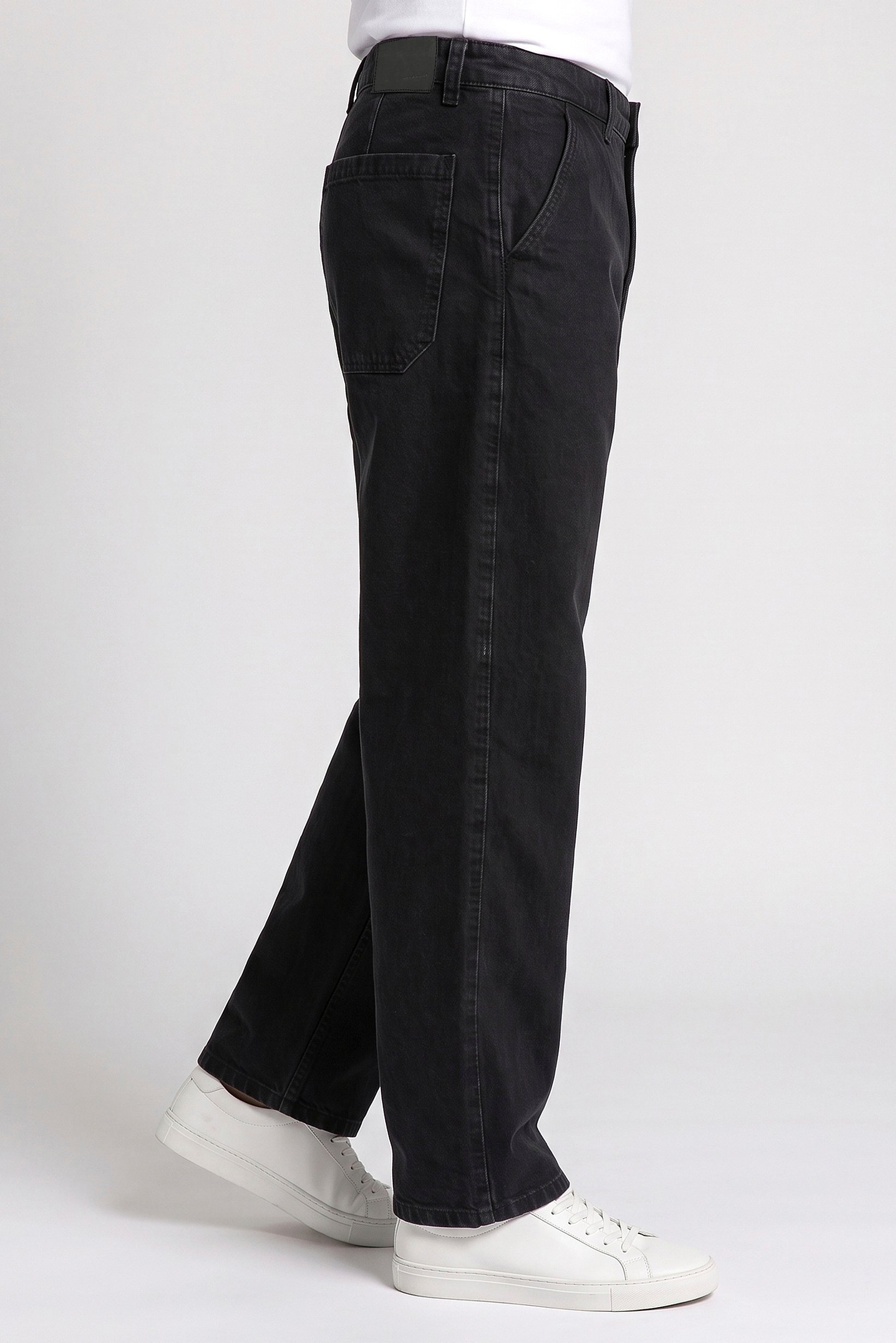 Men Skater Fit Washed Non Stretchable Jeans, Black