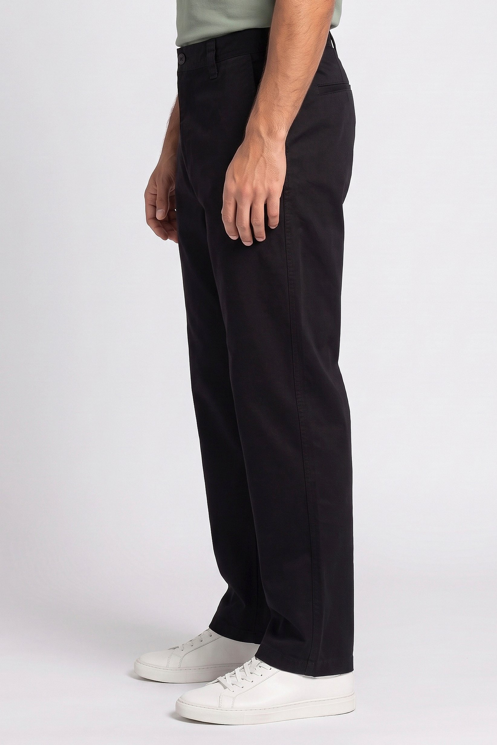 Men Baggy Fit Solid Chino Pants, Black