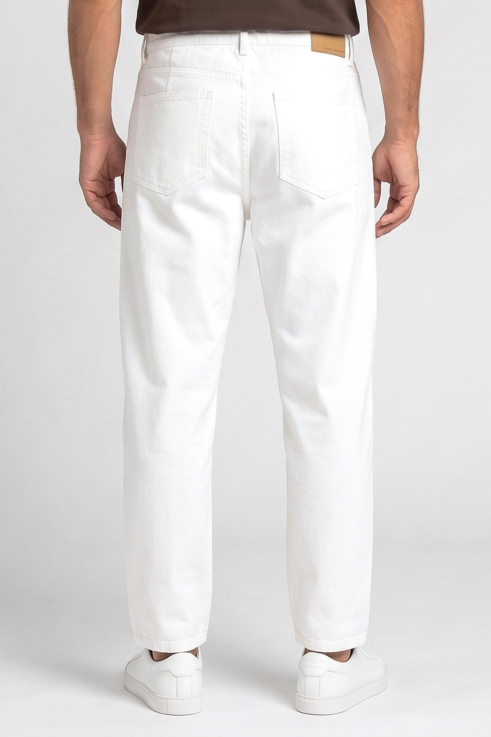 Men Relax Fit Plain Non-Stretchable Jeans, White