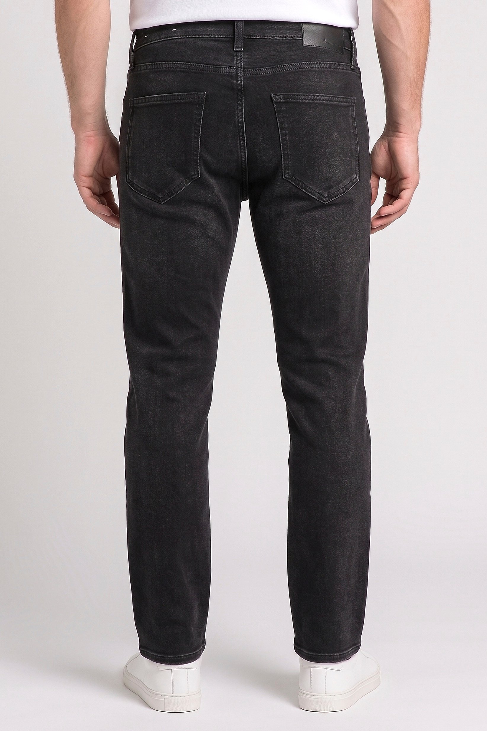 Men Straight Fit Washed Stretchable Jeans, Black