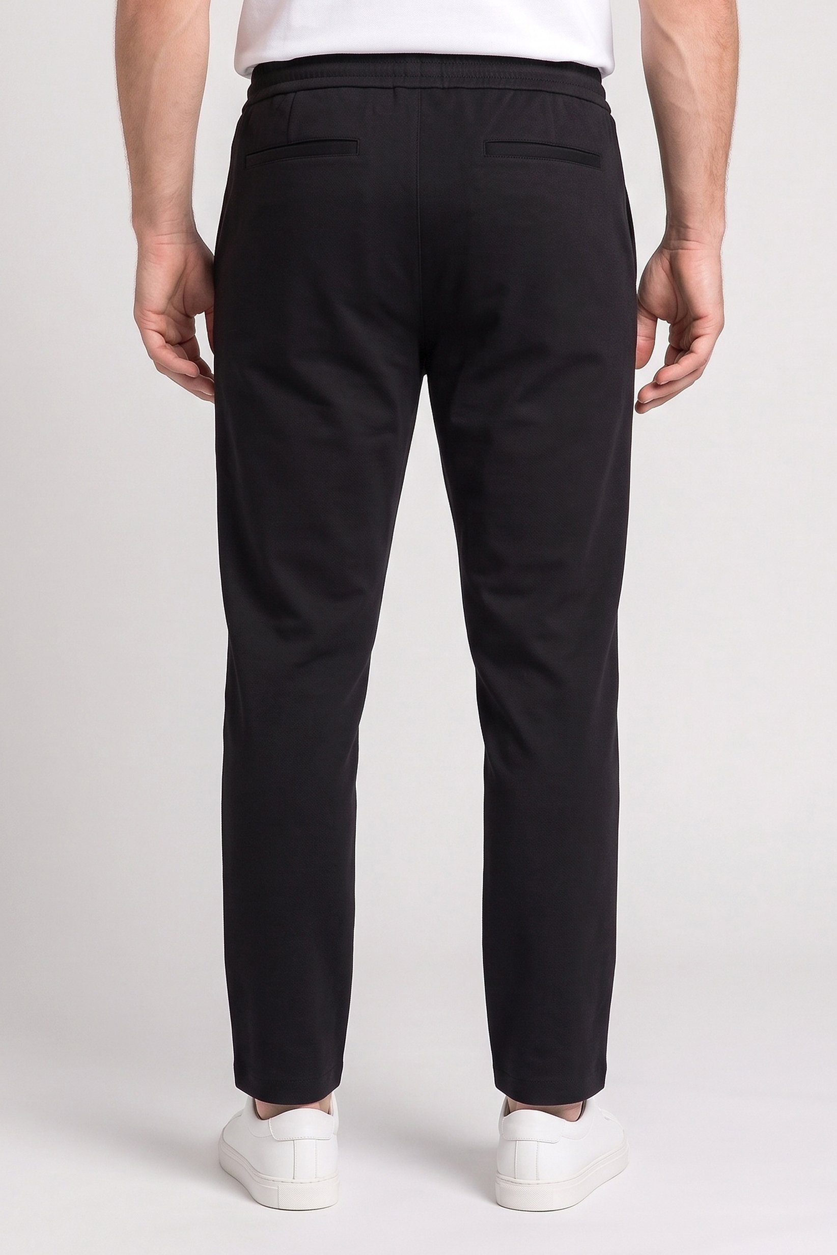 Men Slim Fit Solid Straight Leg Pants, Black
