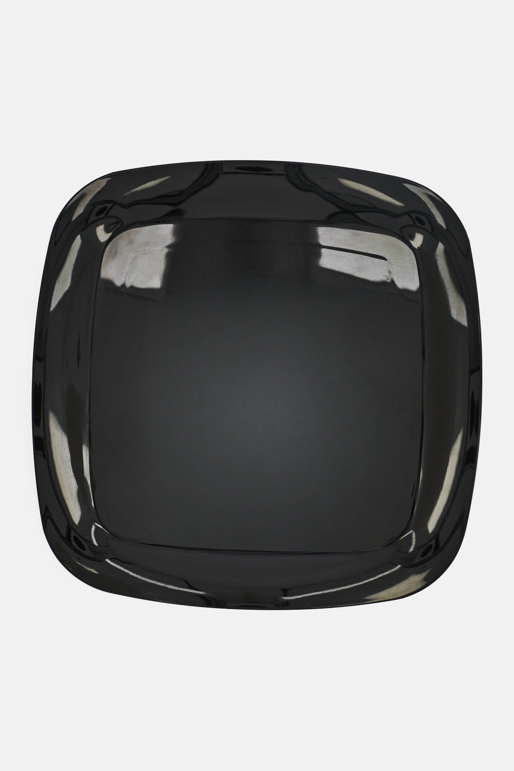 Elegant Plastic Plate, Black