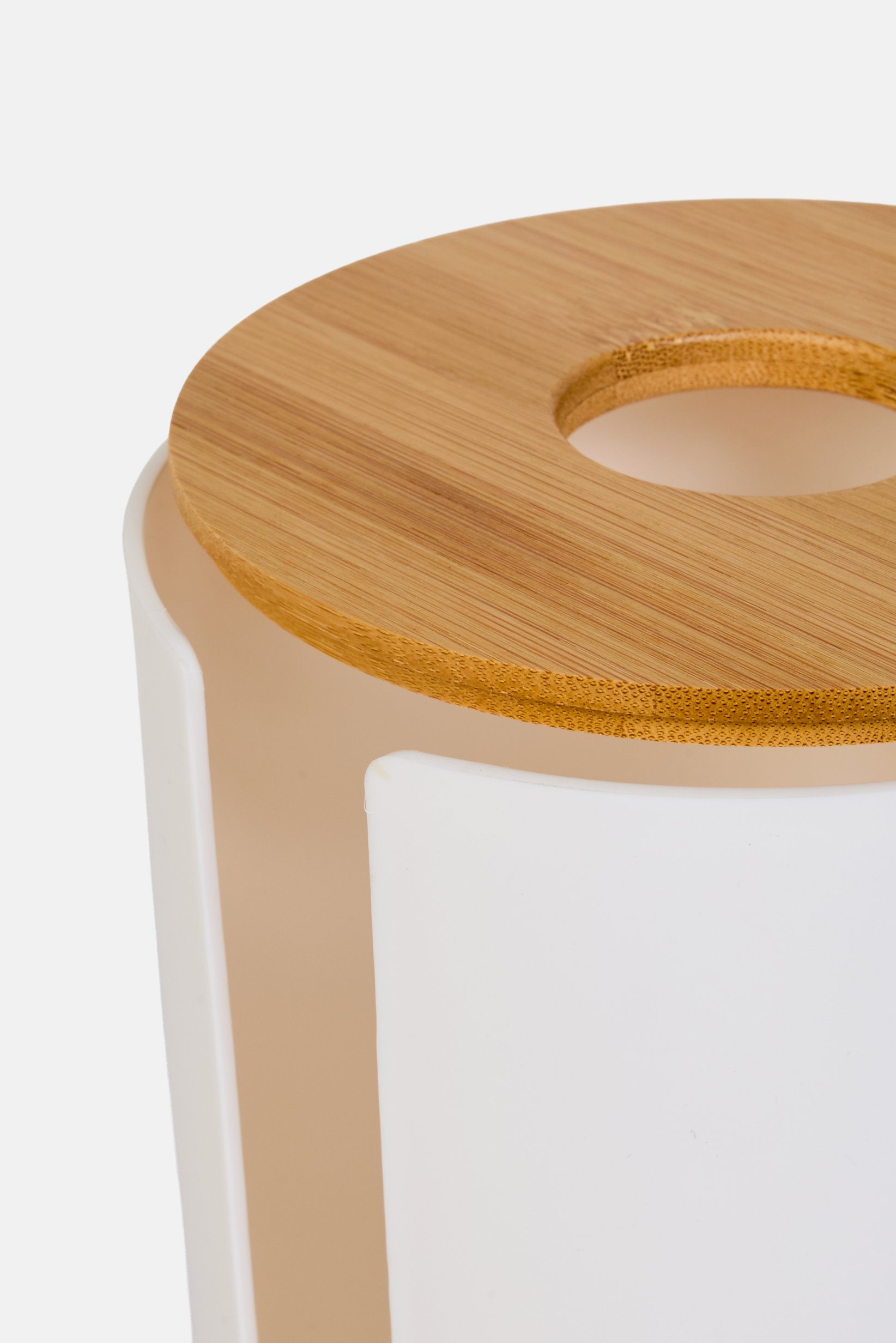 Tissue Round Holder, White