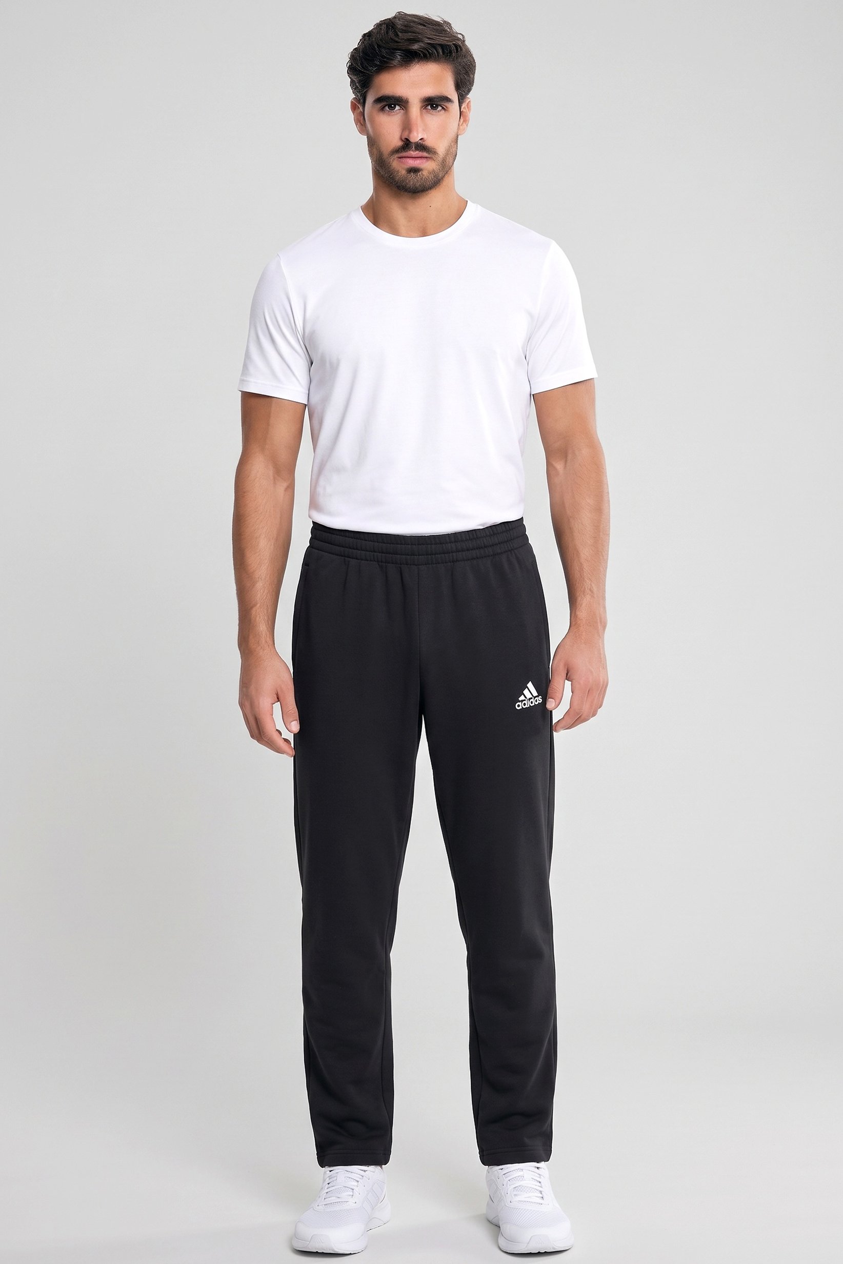 Men Sportswear Fit Outdoor Sweatpants, Black