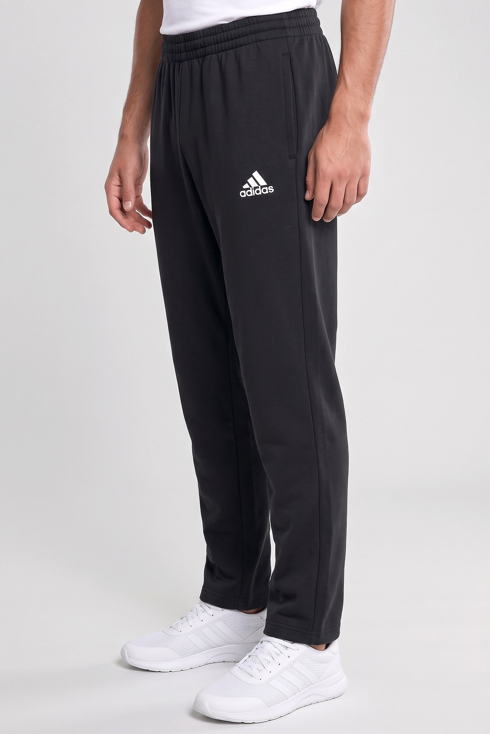 Men Sportswear Fit Outdoor Sweatpants, Black