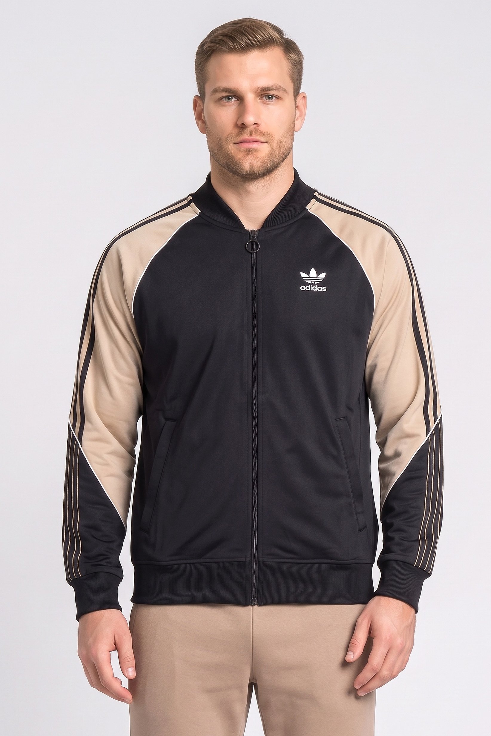 Men Sportswear Fit Long Sleeve Outdoor Jacket, Black