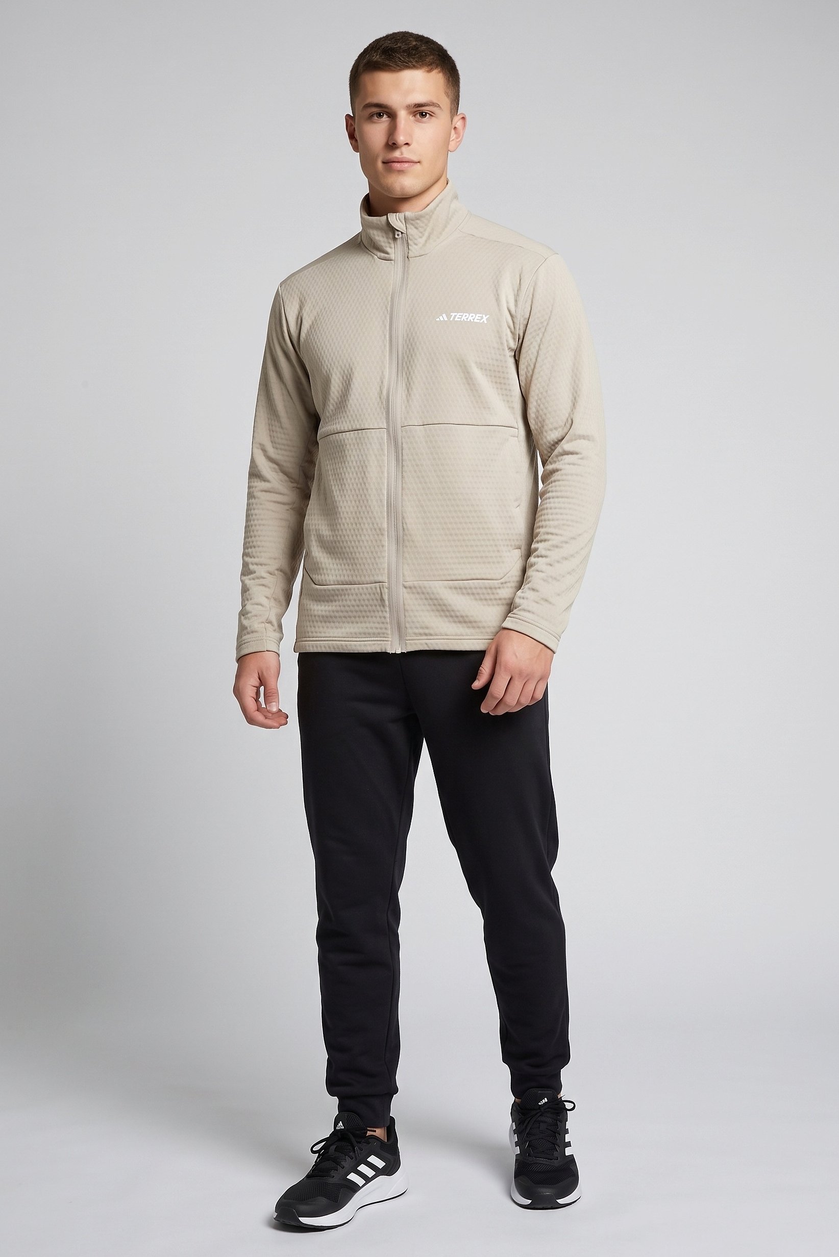 Men Slim Fit Long Sleeve Outdoor Sweatshirt, Beige