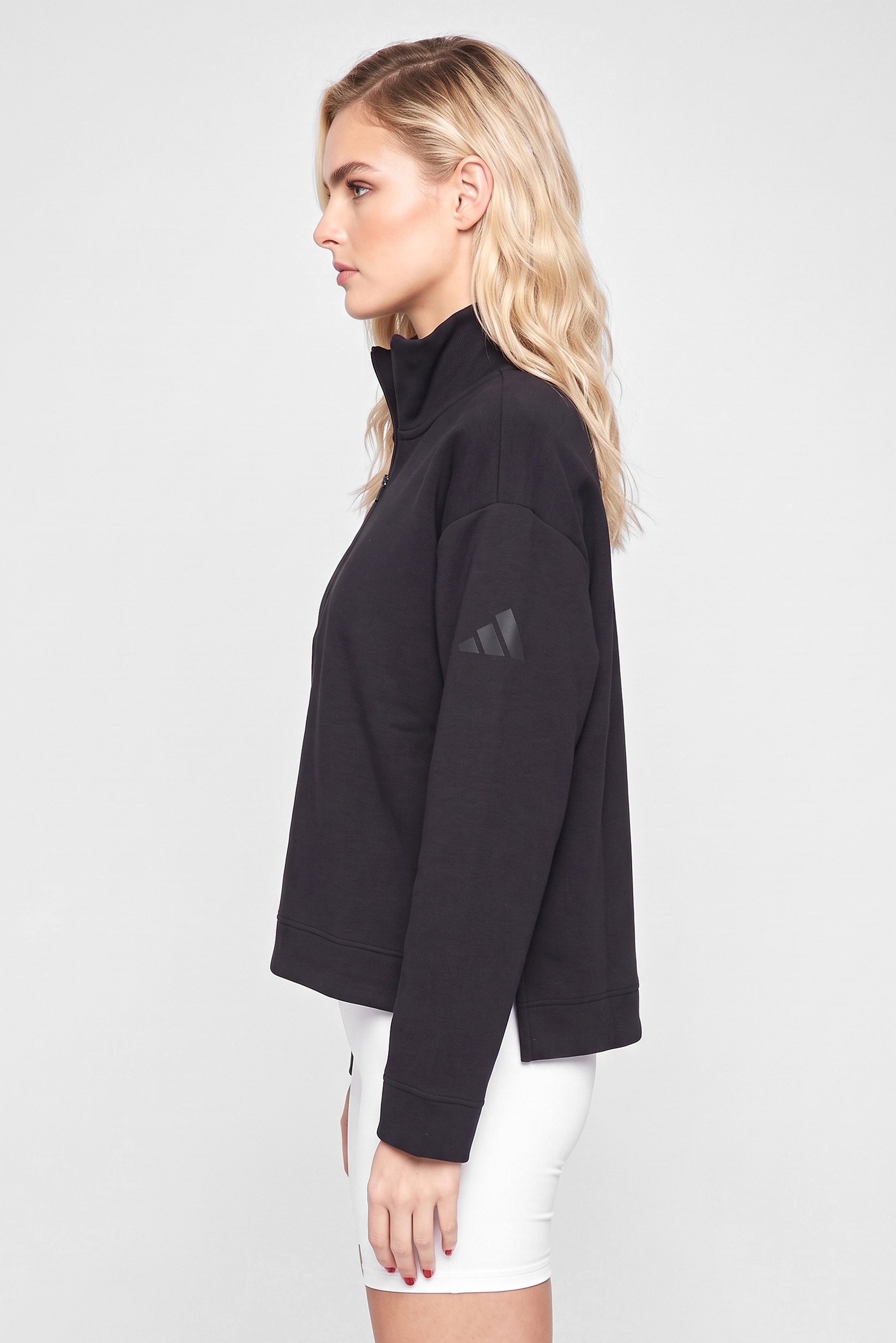 Women Sportswear Fit Long Sleeve Outdoor Sweatshirt, Black