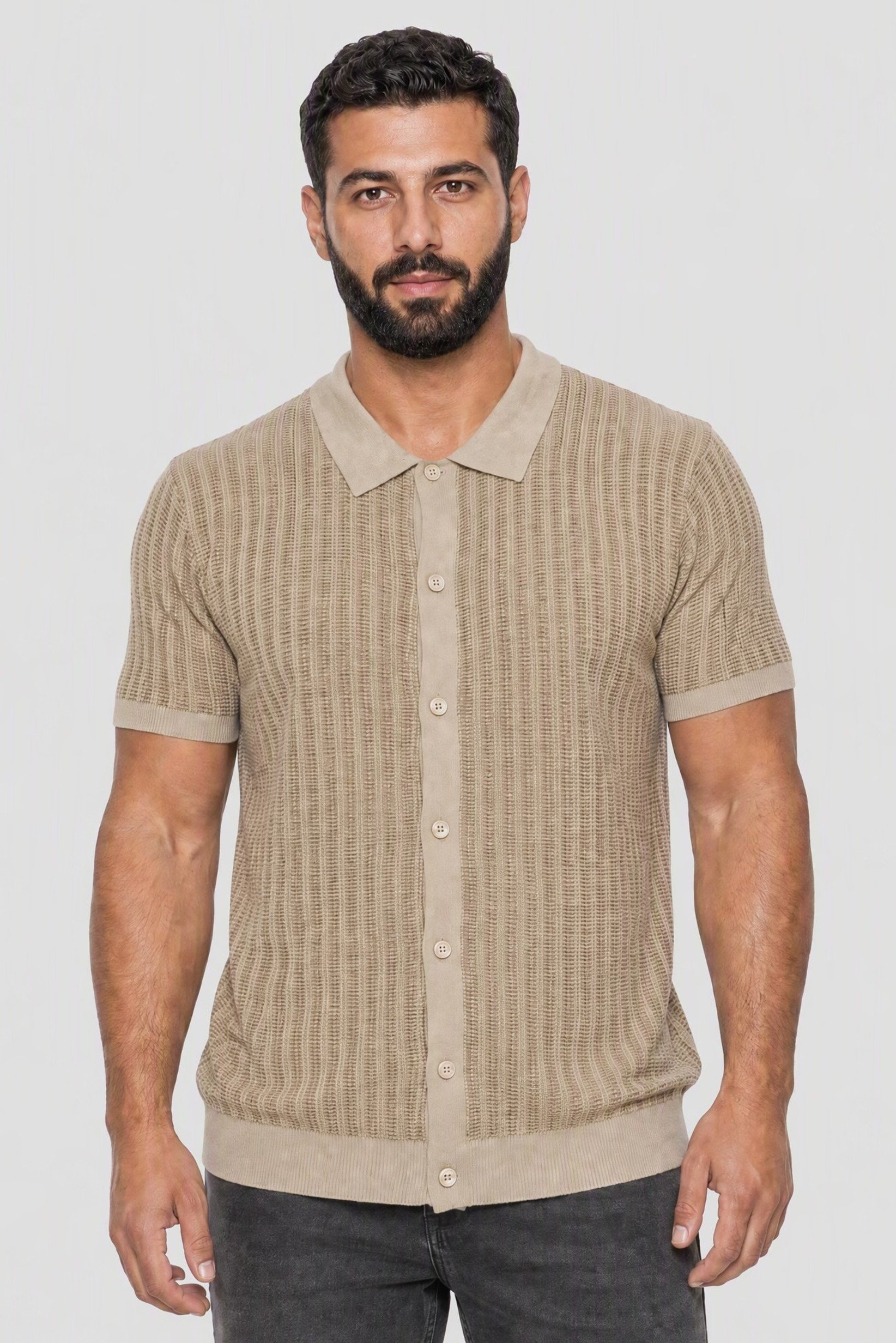 Men Spread Collar Short Sleeve Knitted Polo Shirt, Beige