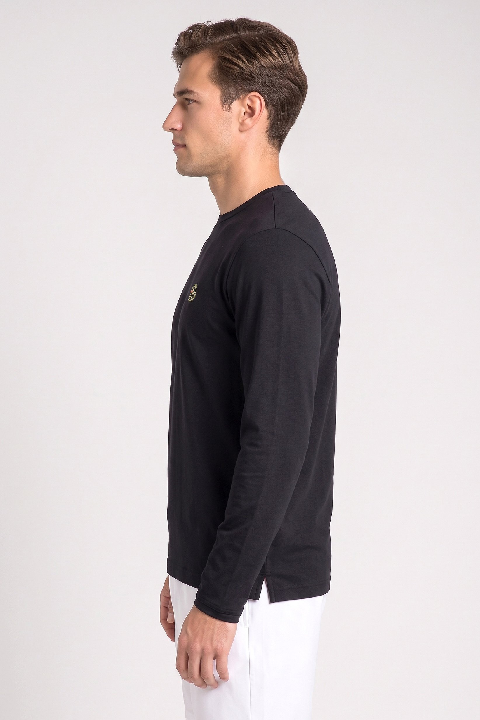 Men Sportswear Fit Long Sleeve Outdoor T-Shirt, Black