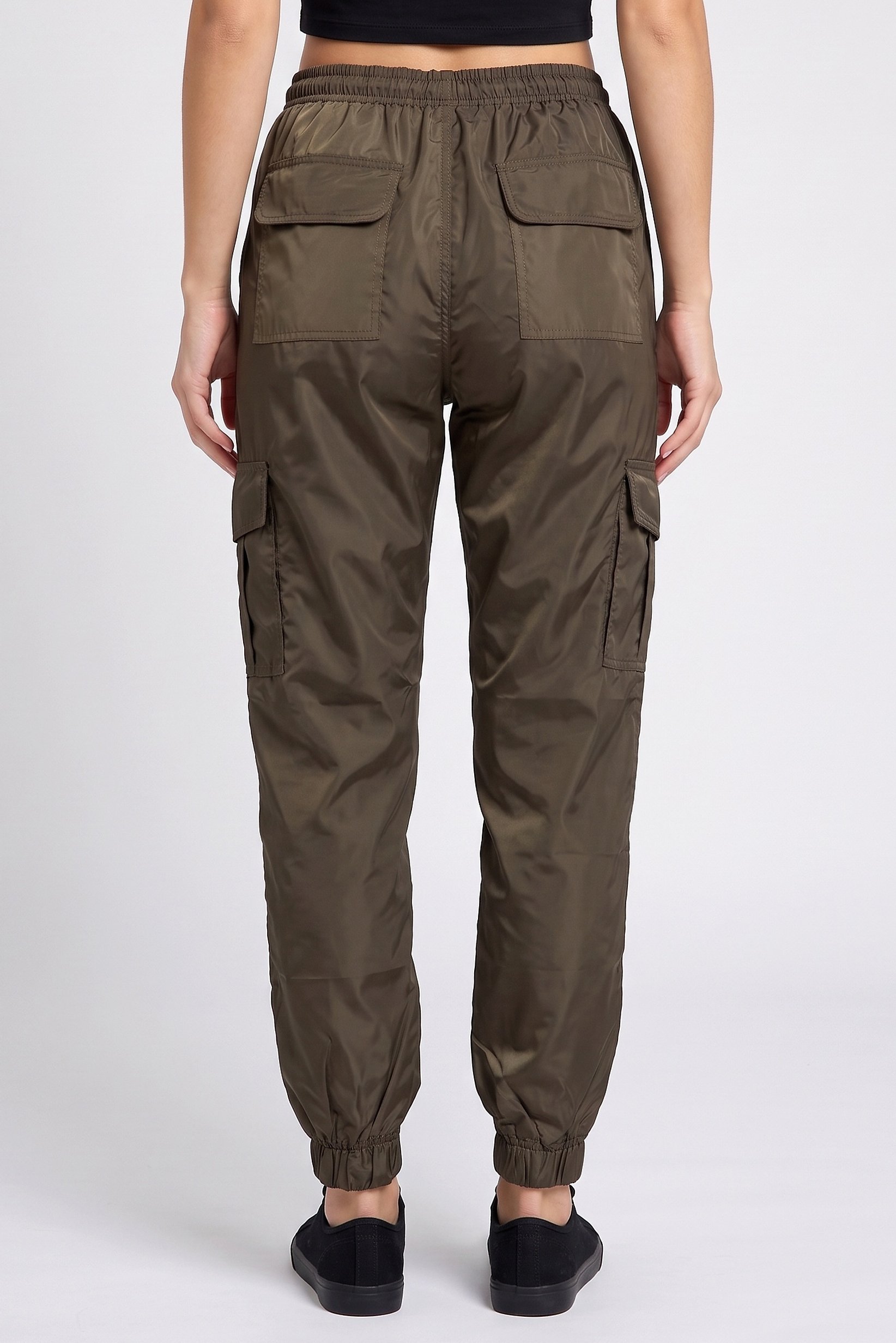 Women Regular Fit Solid Cargo Pants, Dark Olive