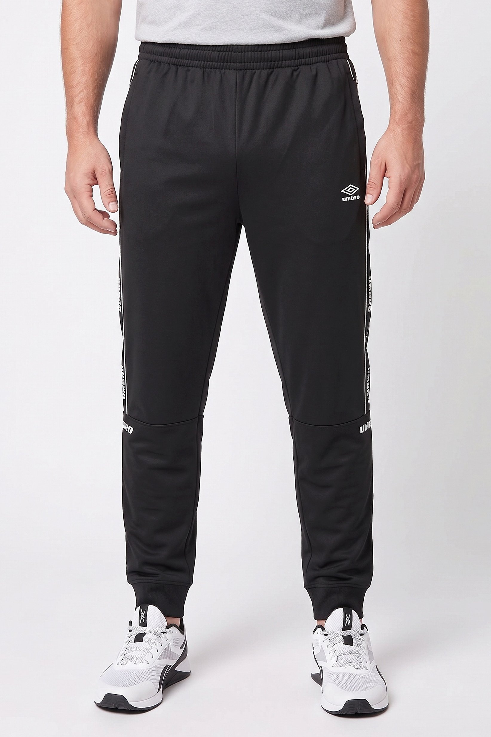 Men Sportswear Fit Training Sweatpants, Black