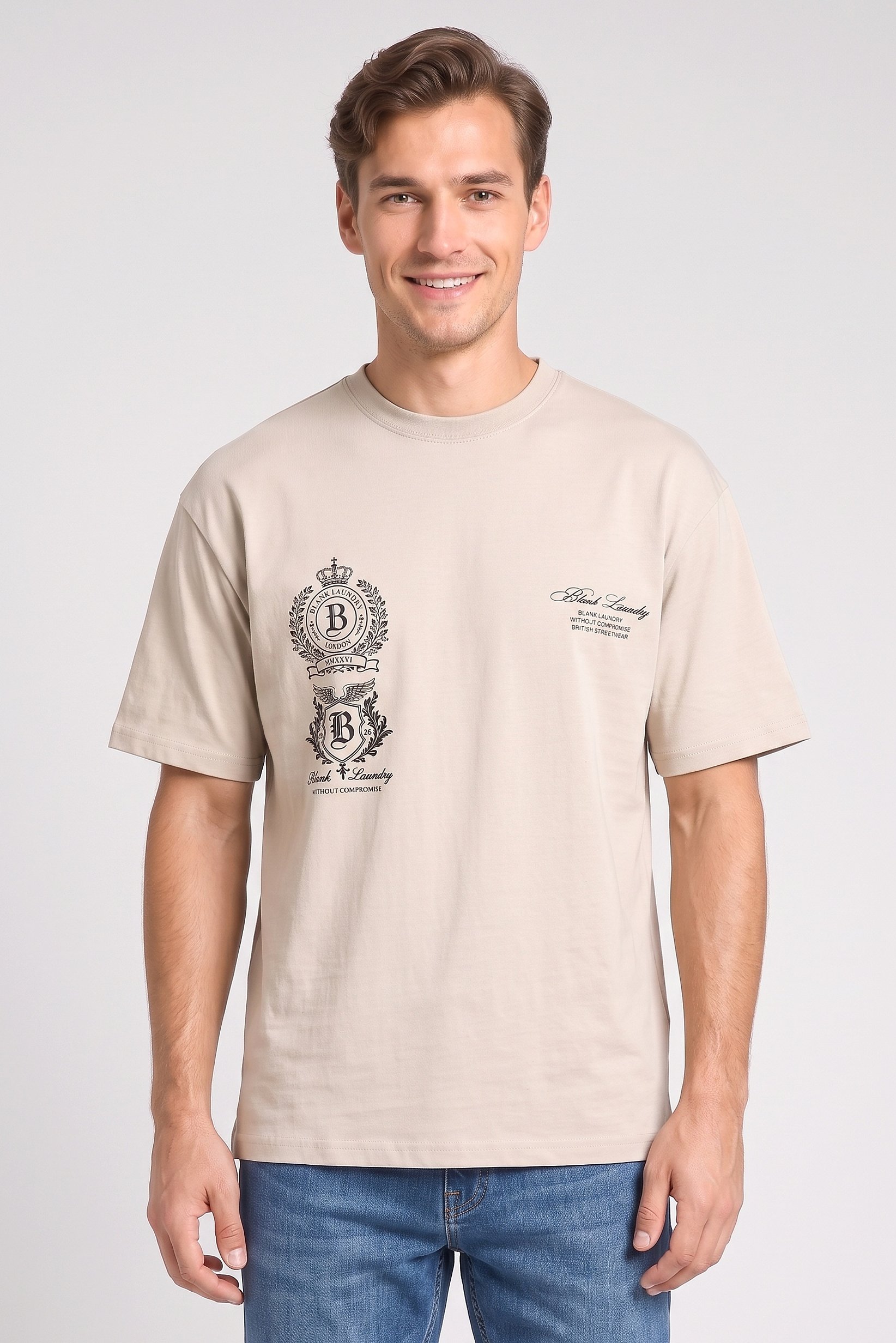 Men Crew Neck Graphic Print Short Sleeve T-Shirt, Tan