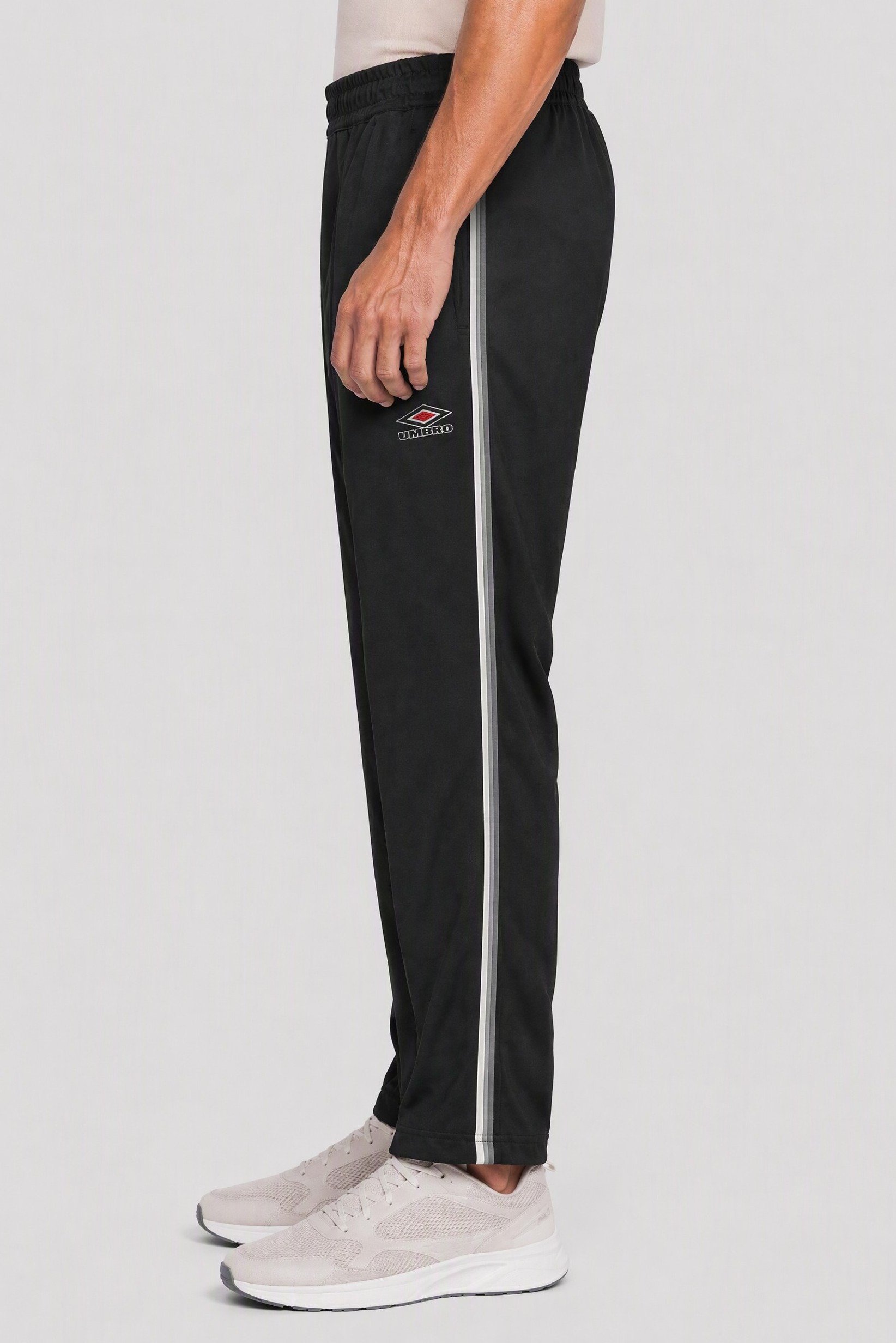 Men Sportswear Fit Training Track Pants, Black