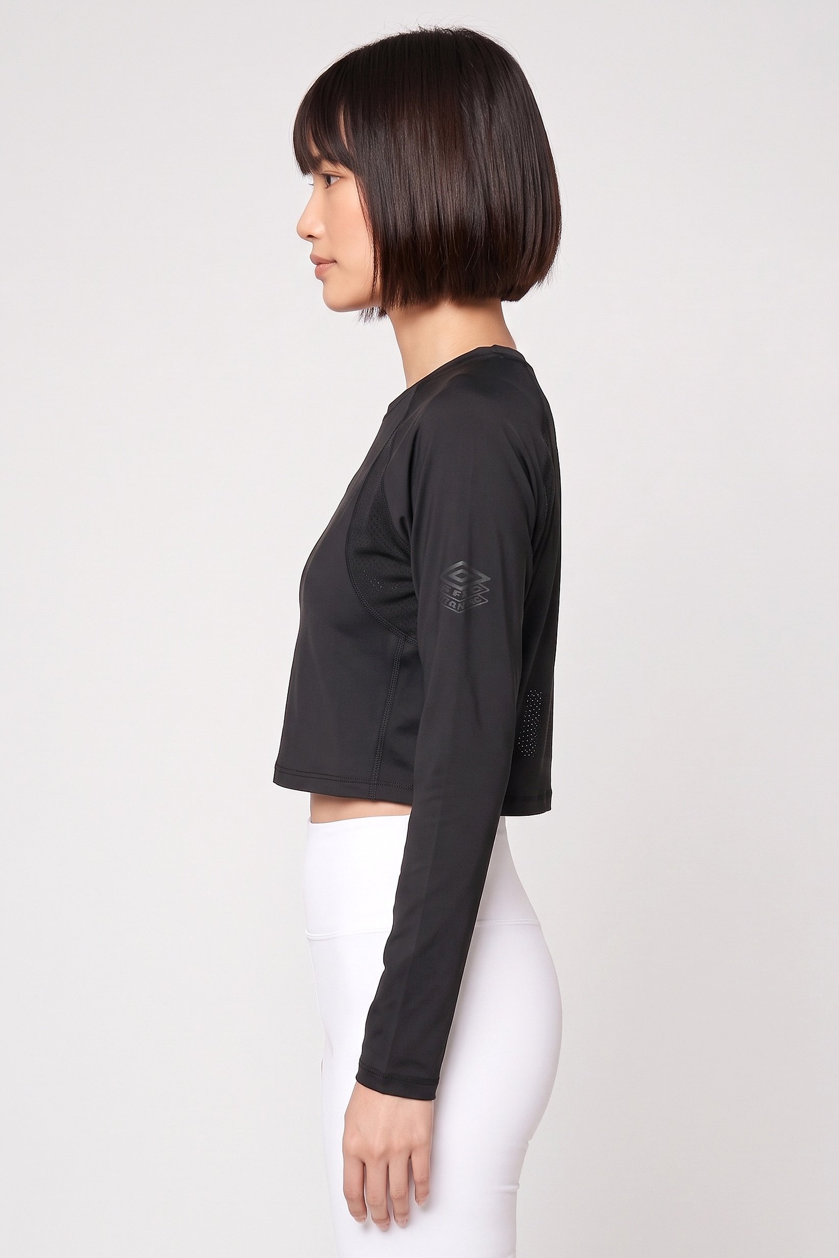 Women Sportswear Fit Long Sleeve Training Crop Top, Black