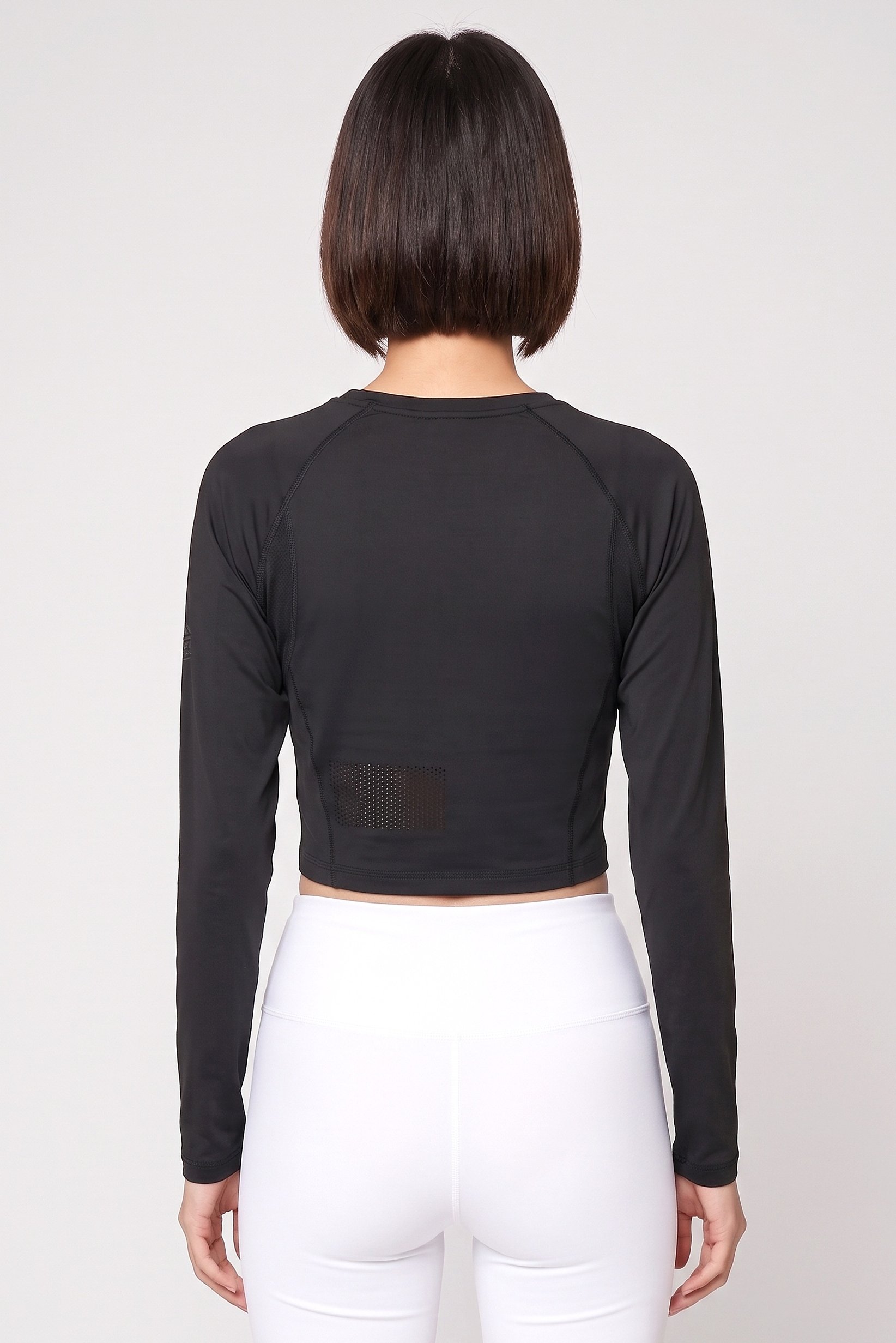 Women Sportswear Fit Long Sleeve Training Crop Top, Black