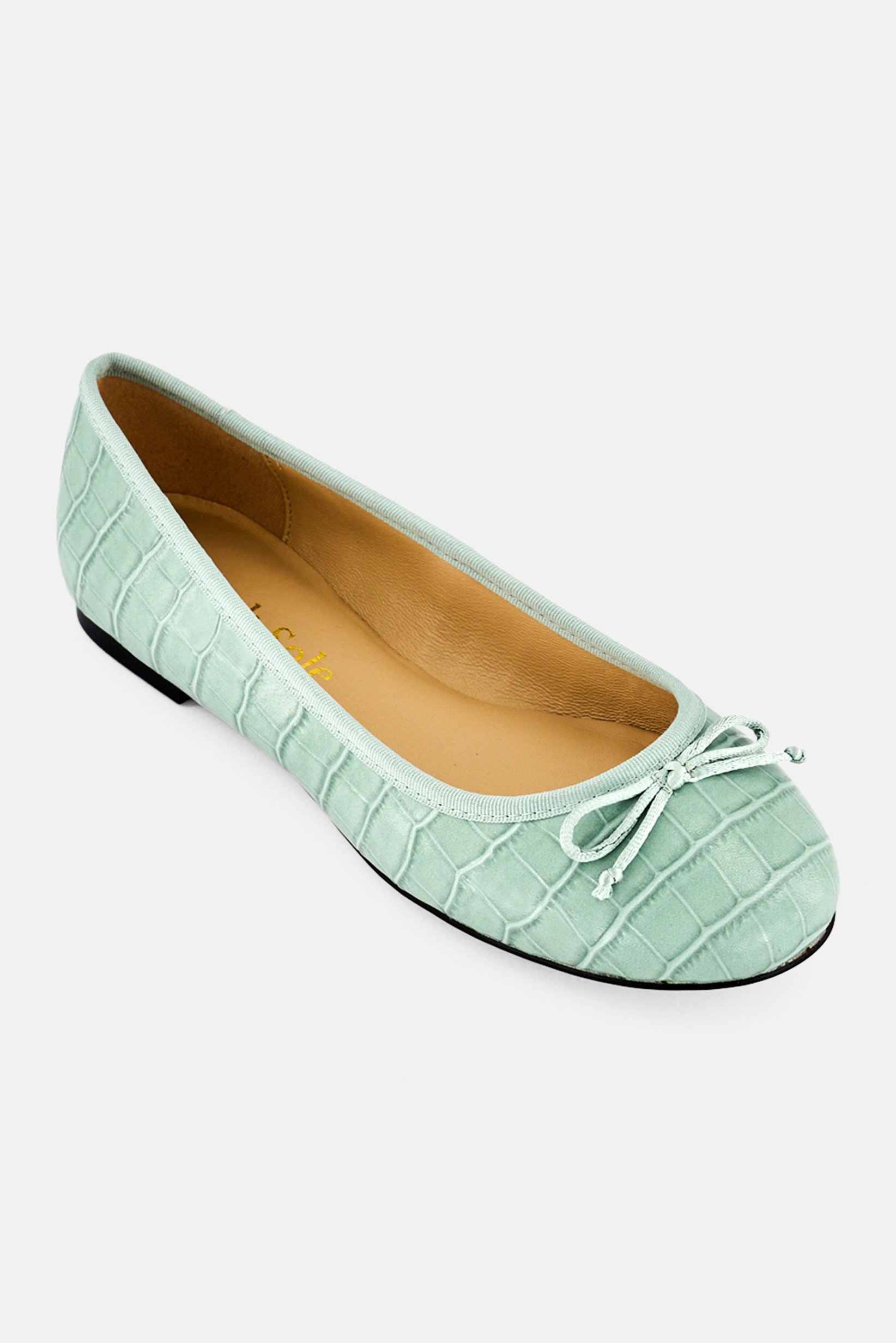 Women Maddox Slip On Flat Shoes, Light Green