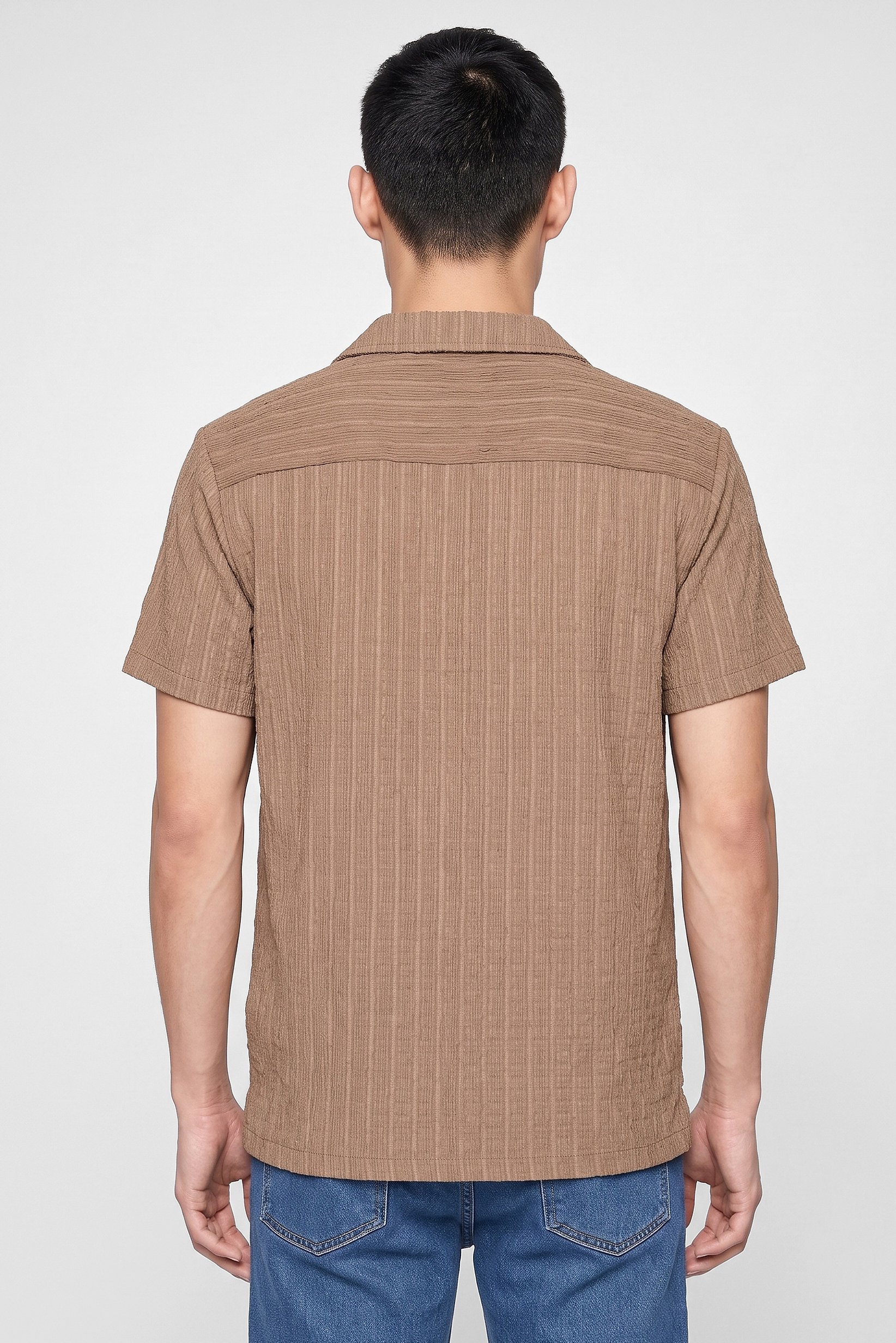 Men Regular Fit Spread Collar Short Sleeve Textured Casual Shirt, Tan