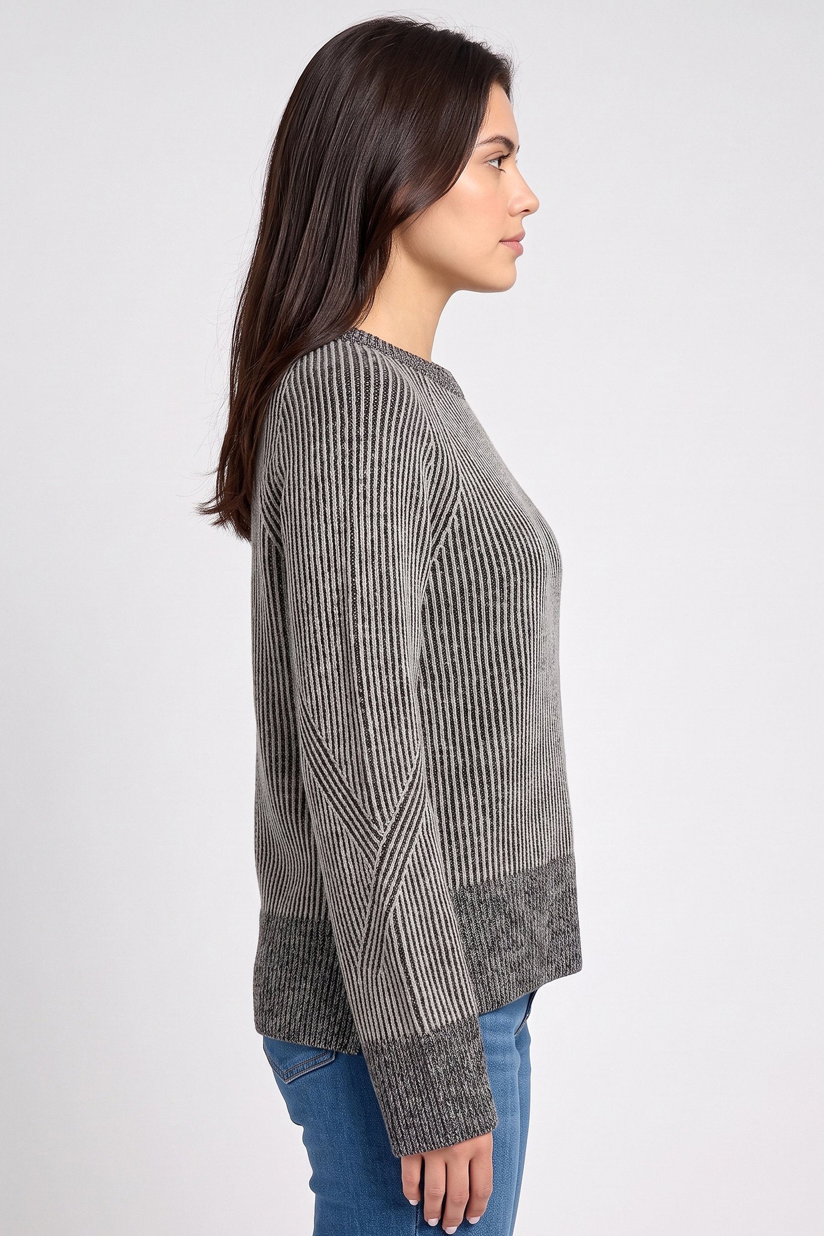 Women Crew Neck Knitted Sweater, Grey