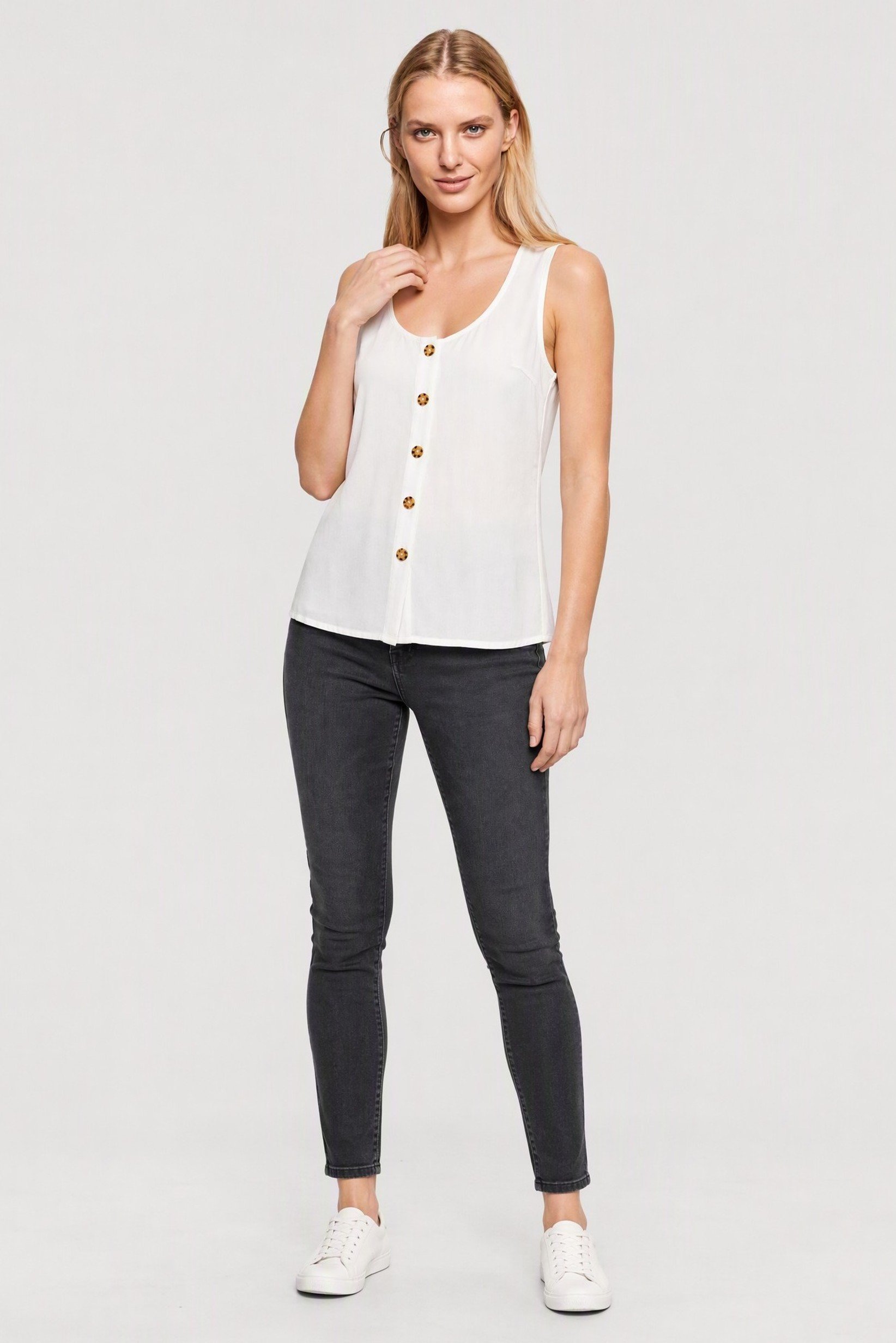 Women Crew Neck Sleeveless Solid Tank Top, White