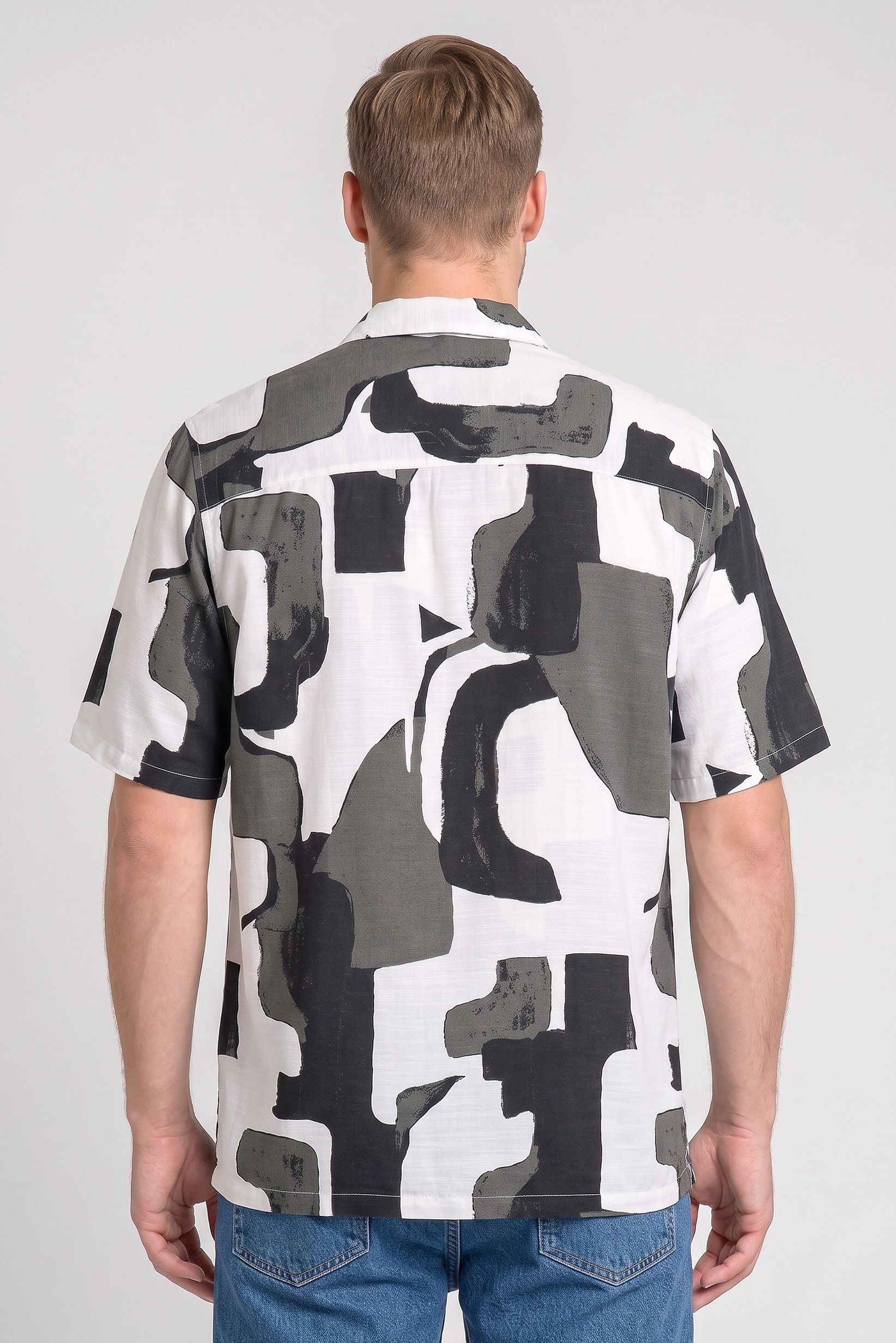 Men Regular Fit Graphic Print Short Sleeve Casual Shirt, Multicolor
