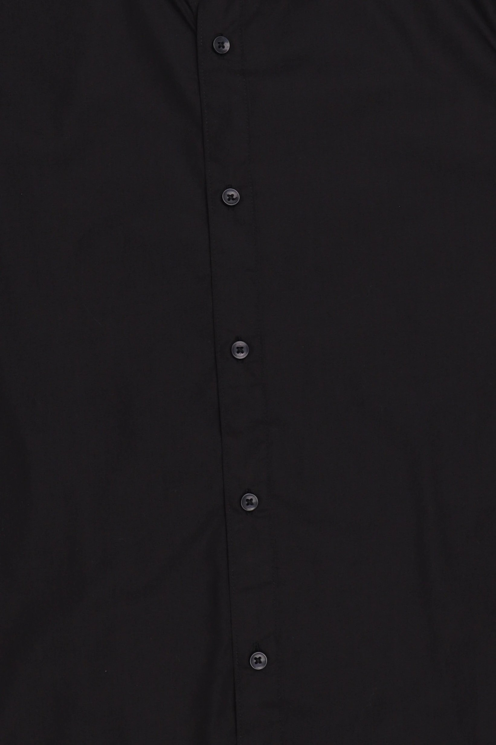 Men Slim Fit Solid Long Sleeve Casual Shirt, Black
