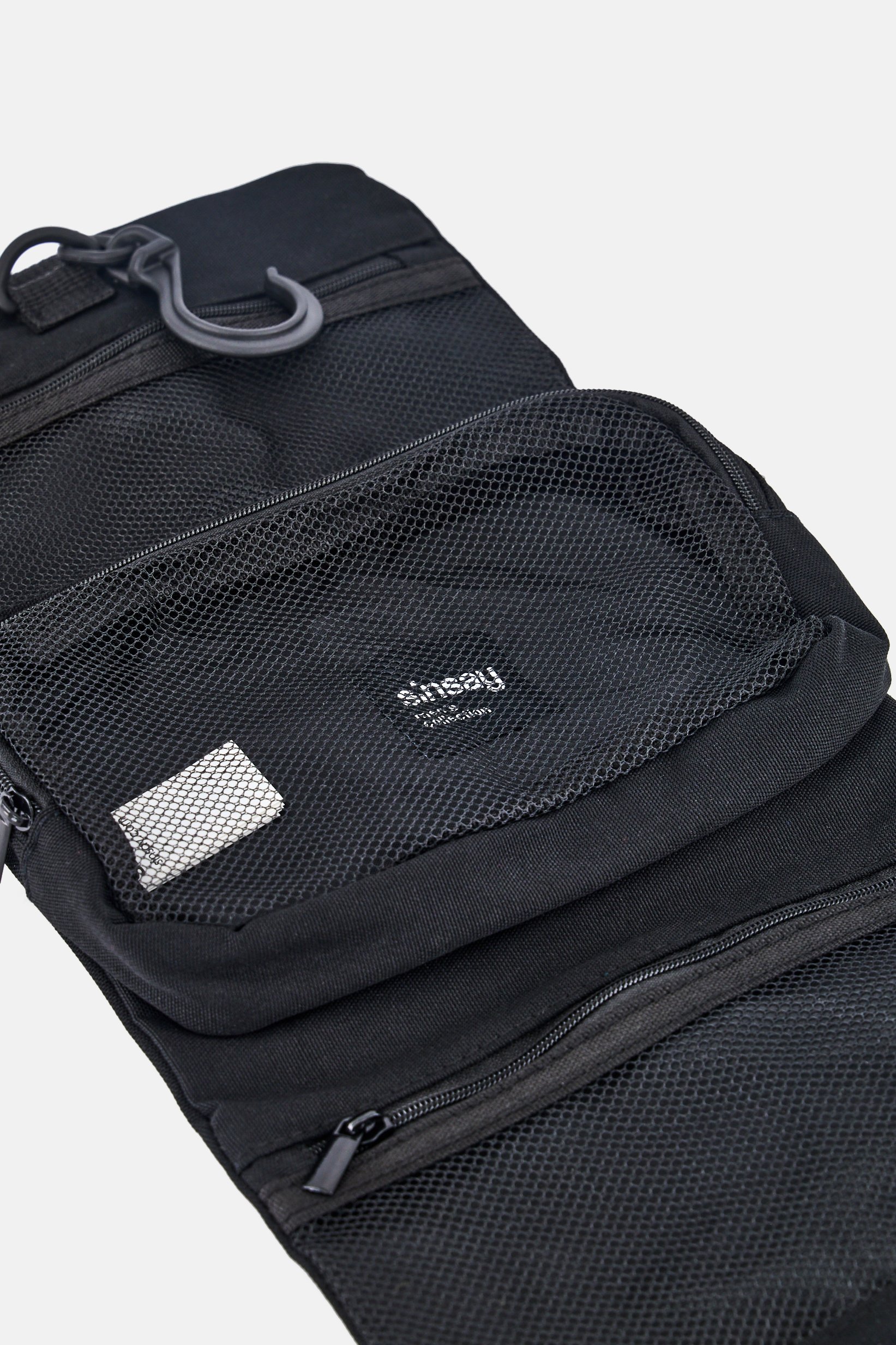 Men Brand Logo Wash Bag, Black