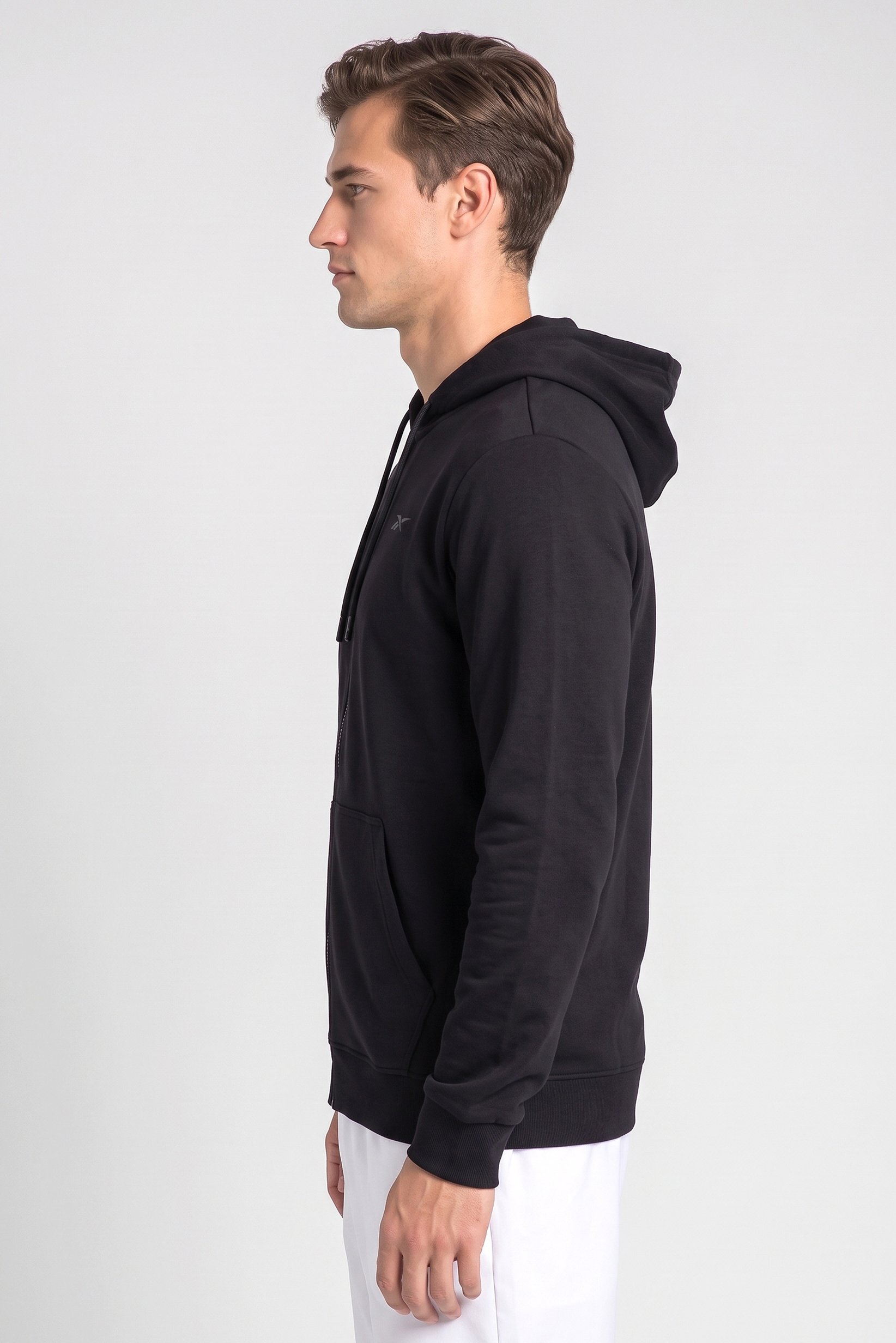 Men Sportswear Fit Long Sleeve Outdoor Hoodie, Black