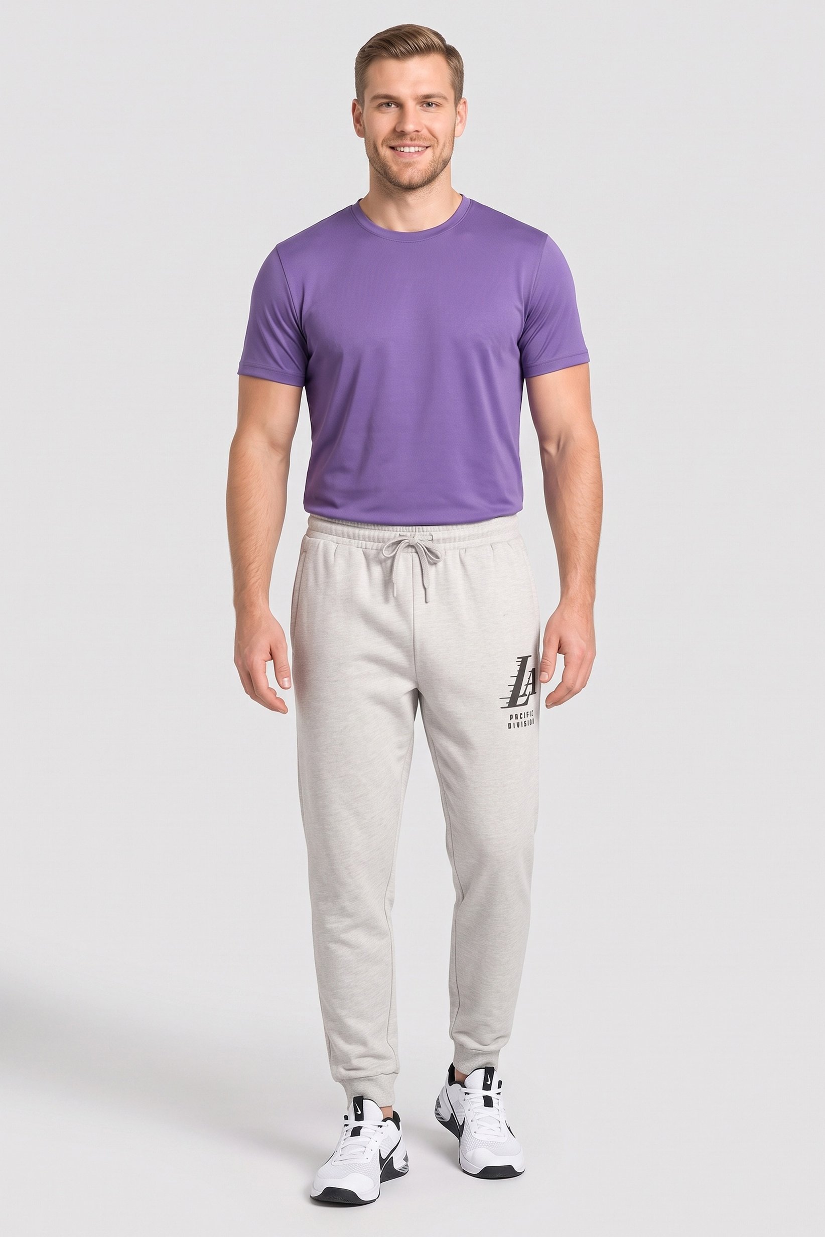 Men Sportswear Fit Training Sweatpants, Light Grey