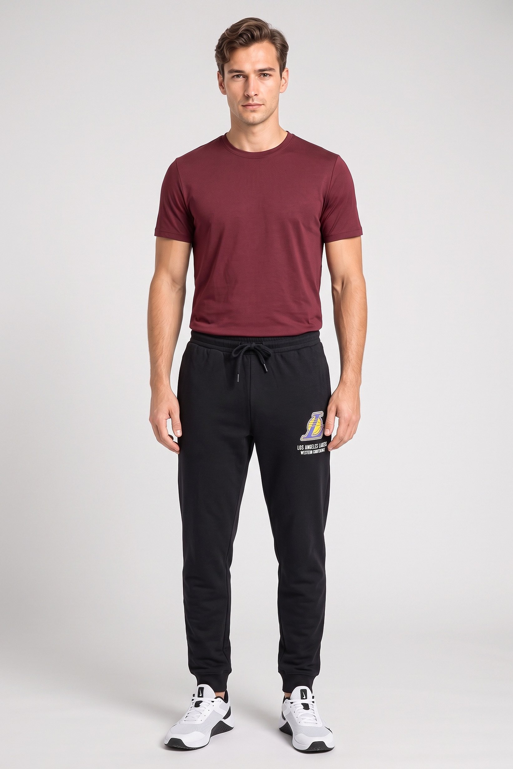Men Sportswear Fit Outdoor Sweatpants, Black