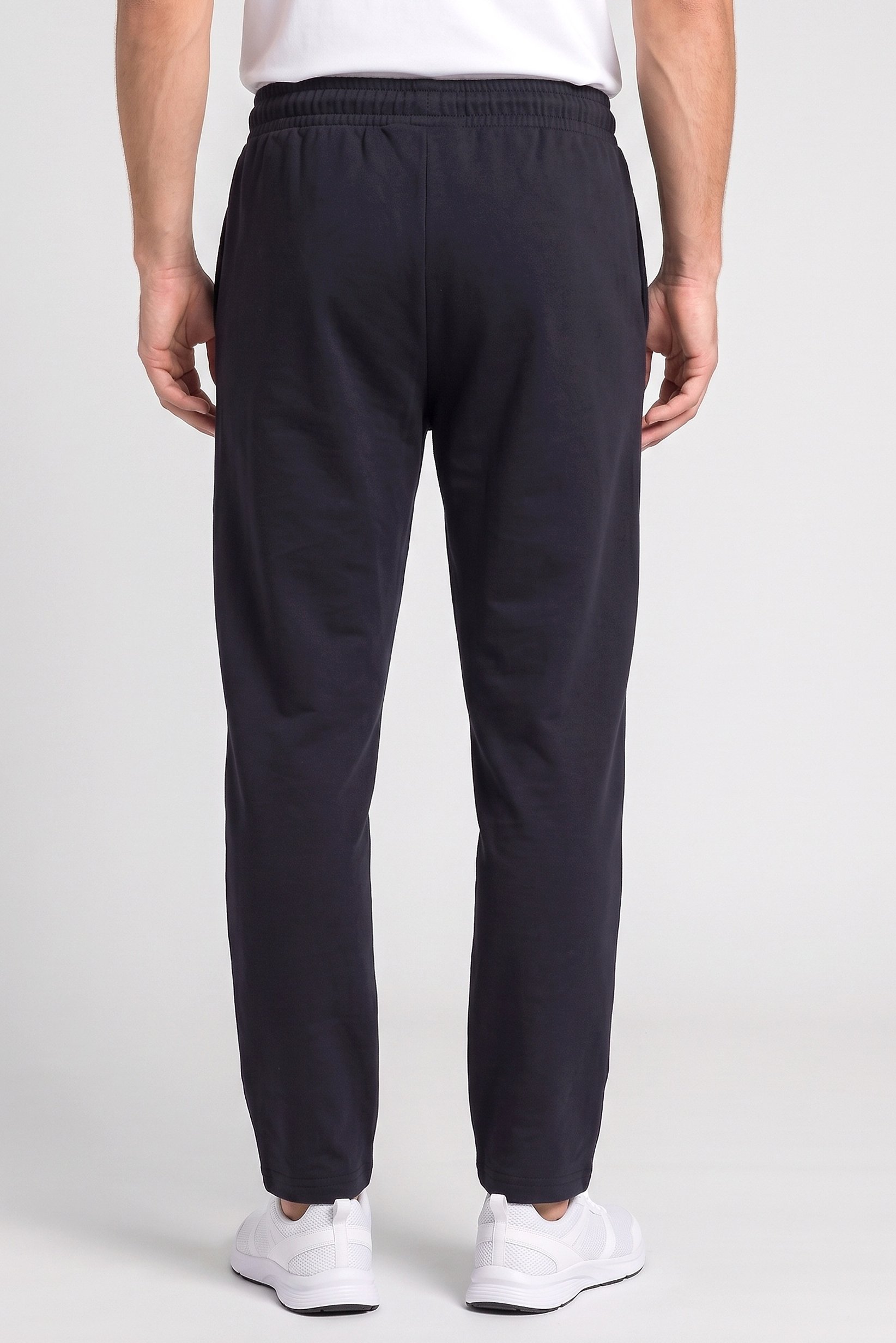 Men Sportswear Fit Outdoor Sweatpants, Black