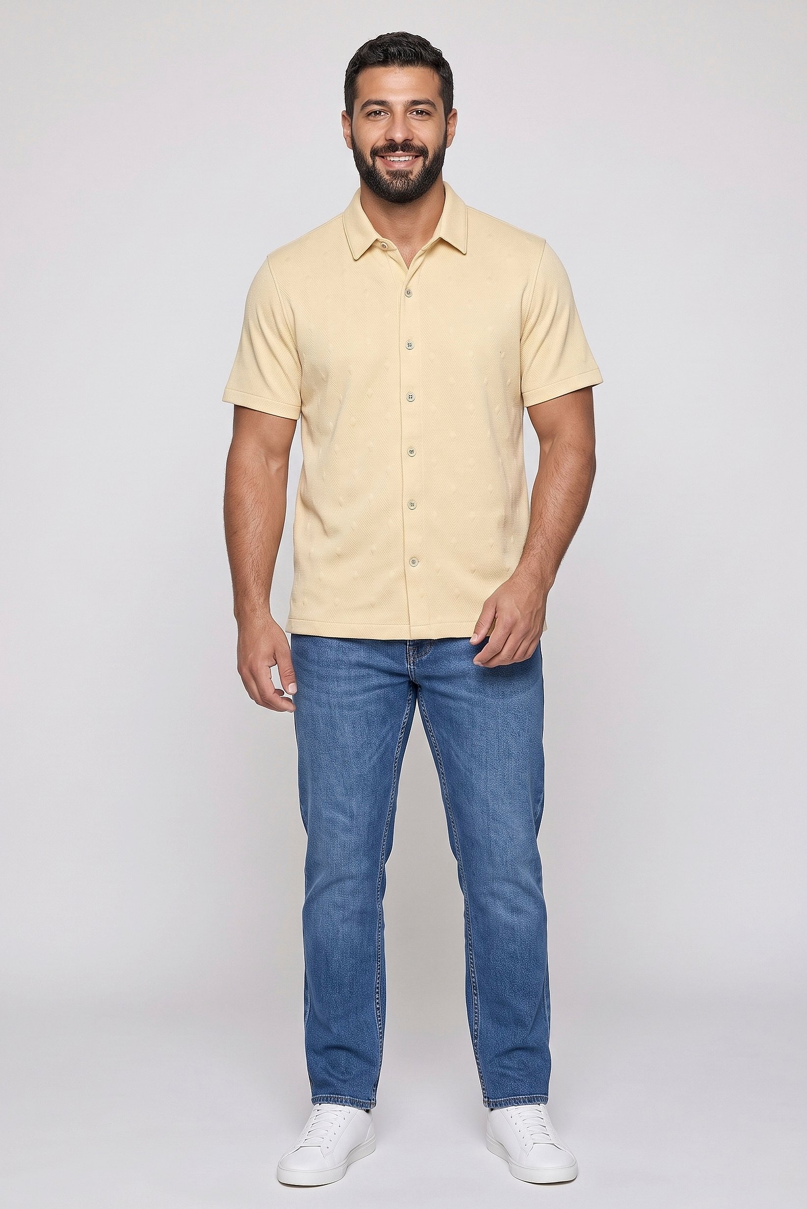Men Regular Fit Spread Collar Short Sleeve Textured Casual Shirt, Beige