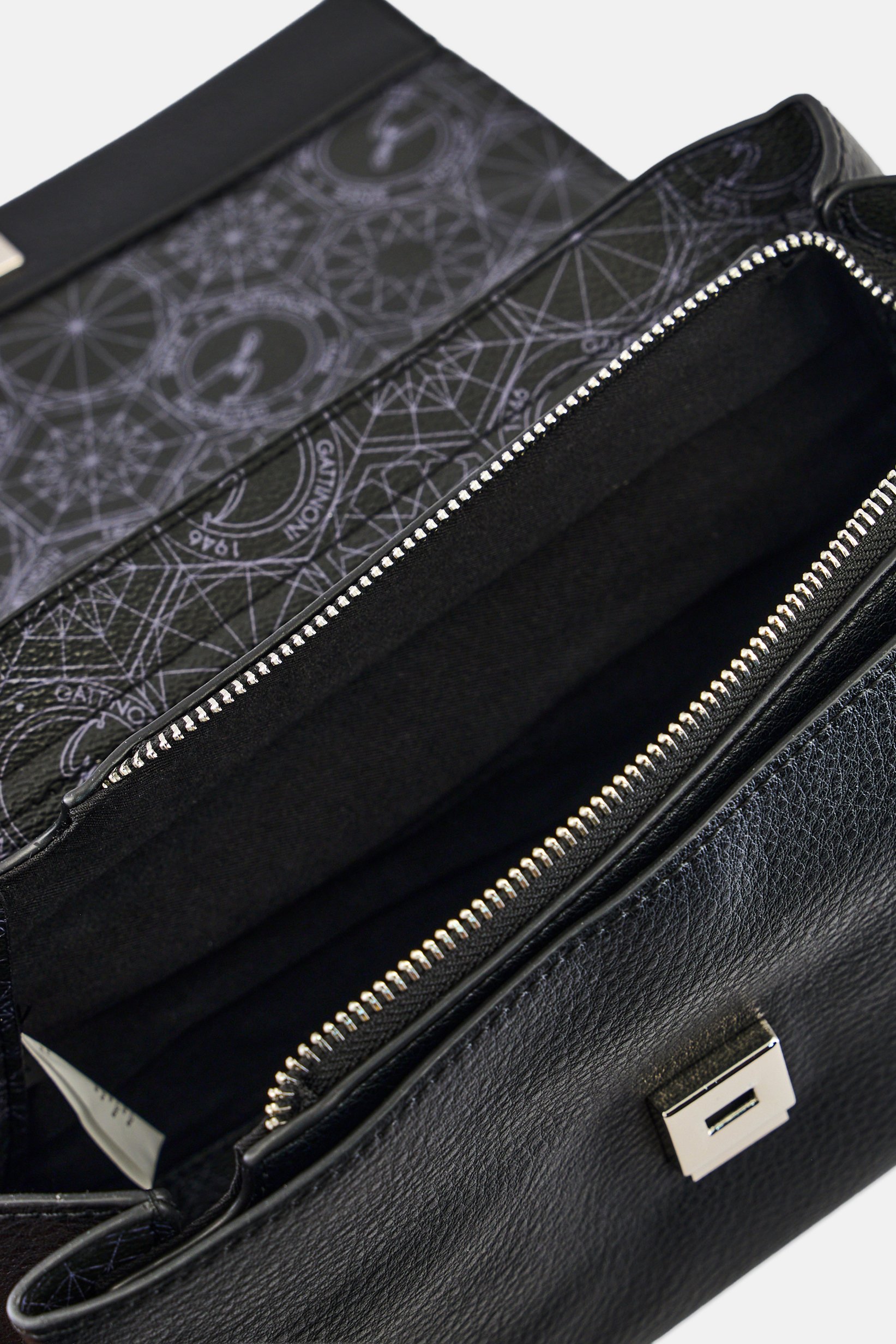 Women Brand Logo Shoulder Bag, Black