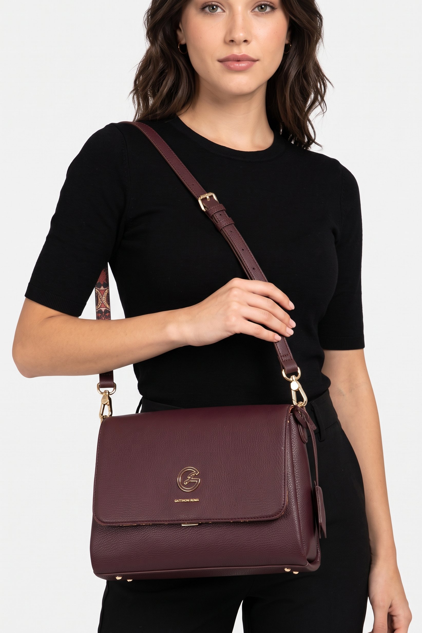 Women Brand Logo Cross Body Bag, Maroon