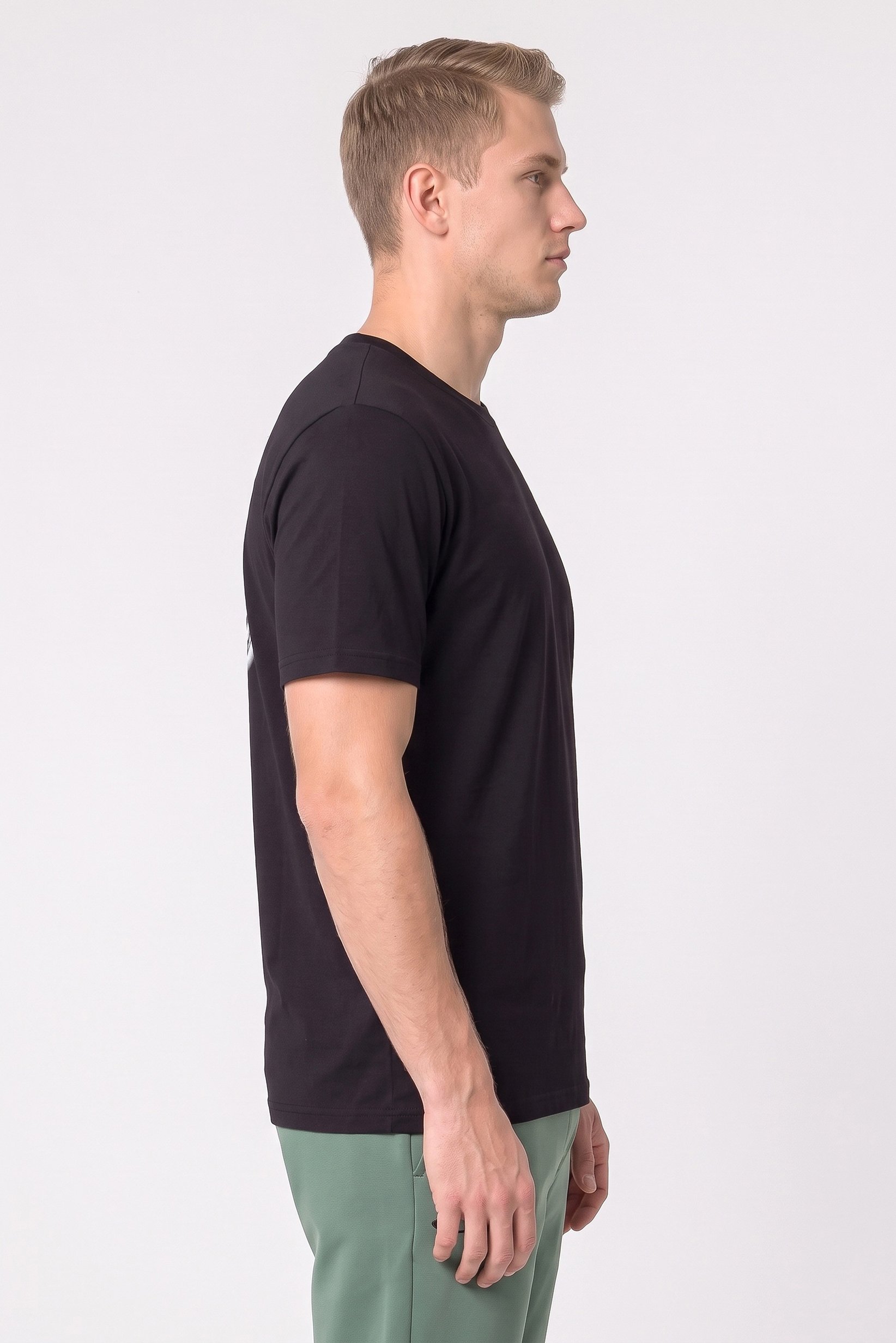 Men Regular Fit Short Sleeve Outdoor T-Shirt, Black