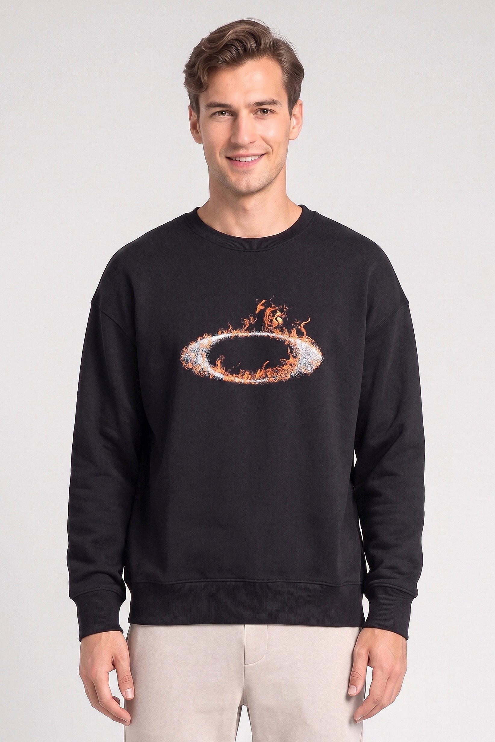 Men Regular Fit Long Sleeve Outdoor Sweatshirt, Black