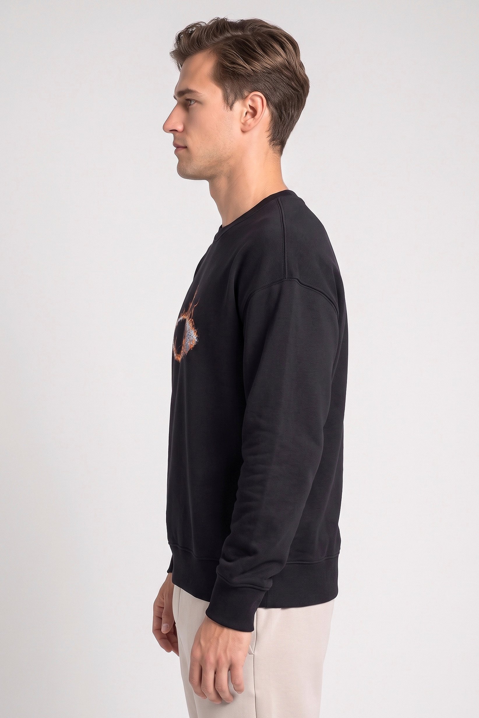 Men Regular Fit Long Sleeve Outdoor Sweatshirt, Black