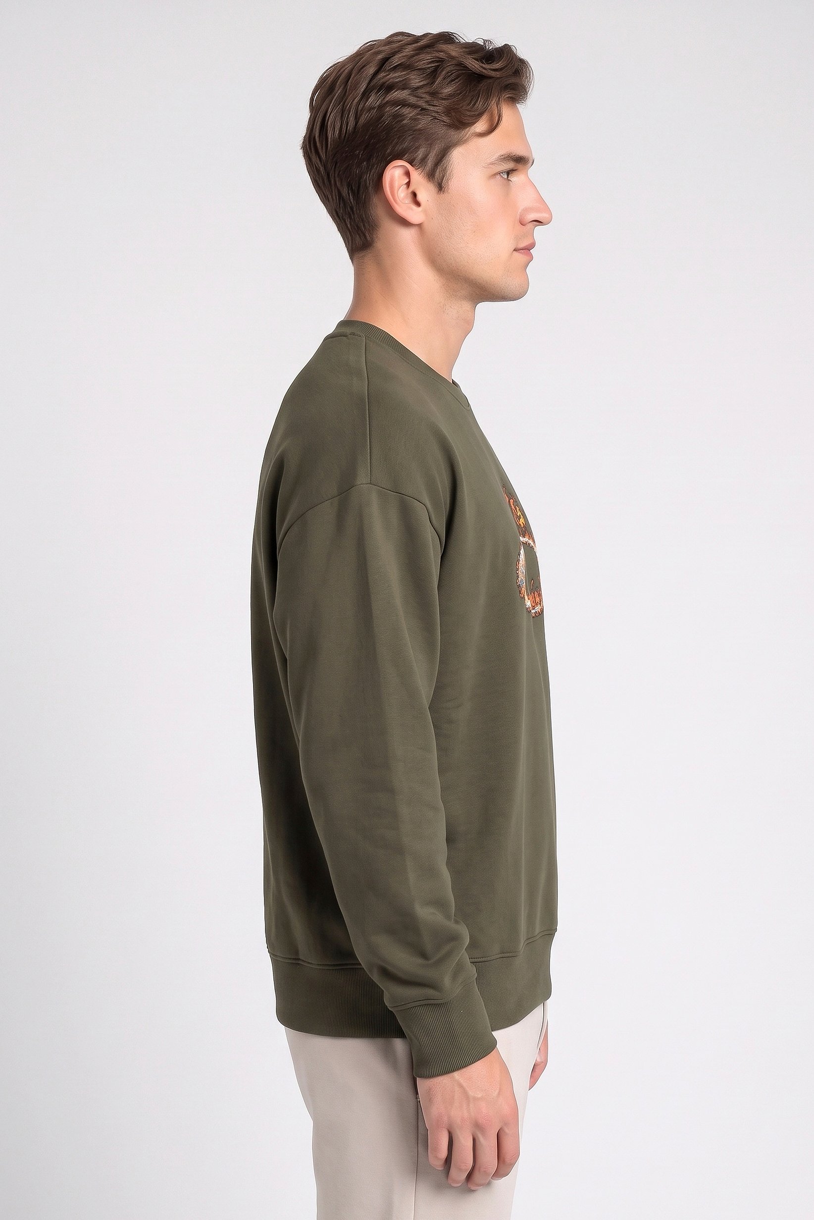 Men Regular Fit Long Sleeve Outdoor Sweatshirt, Dark Olive