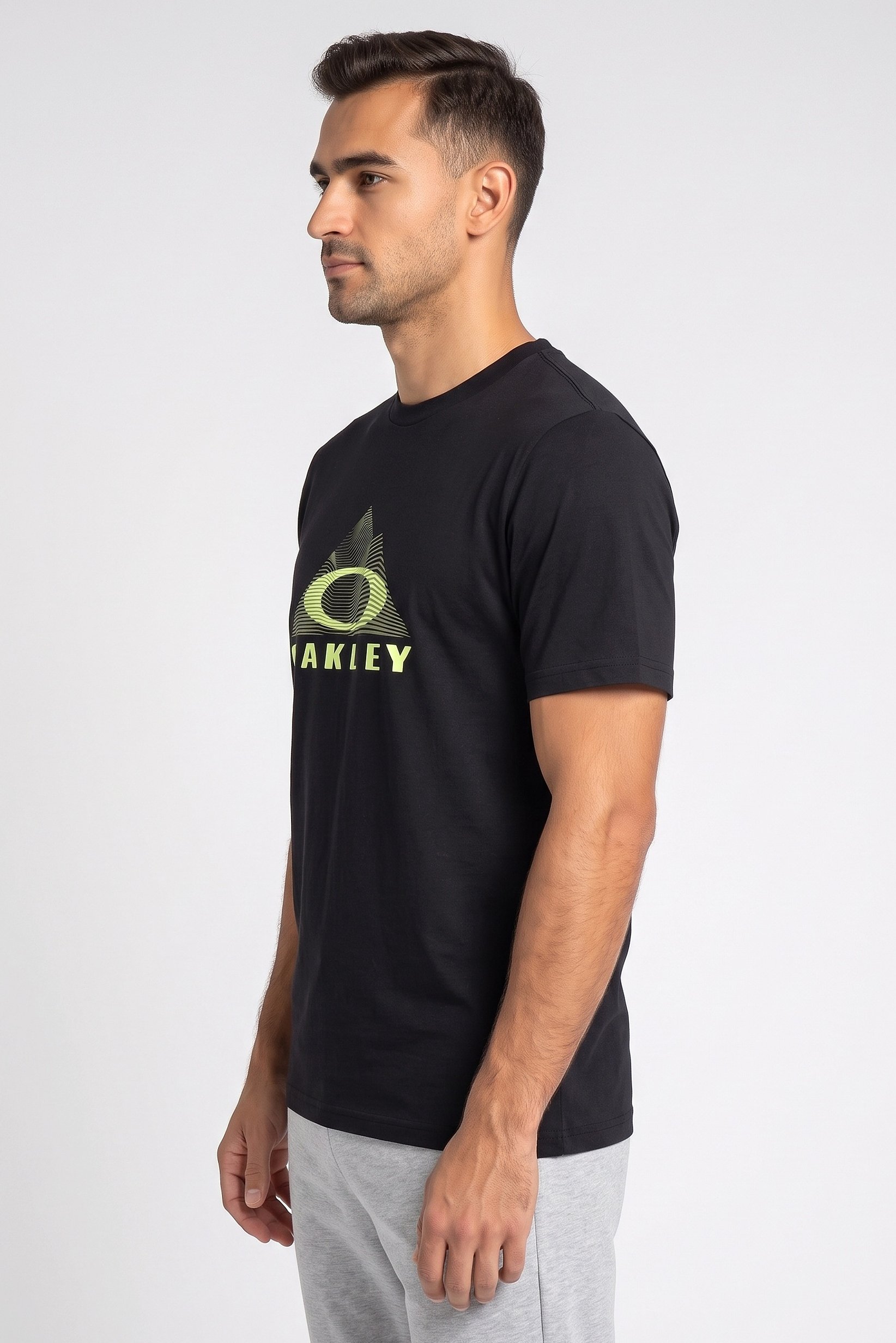 Men Regular Fit Short Sleeve Outdoor T-Shirt, Black