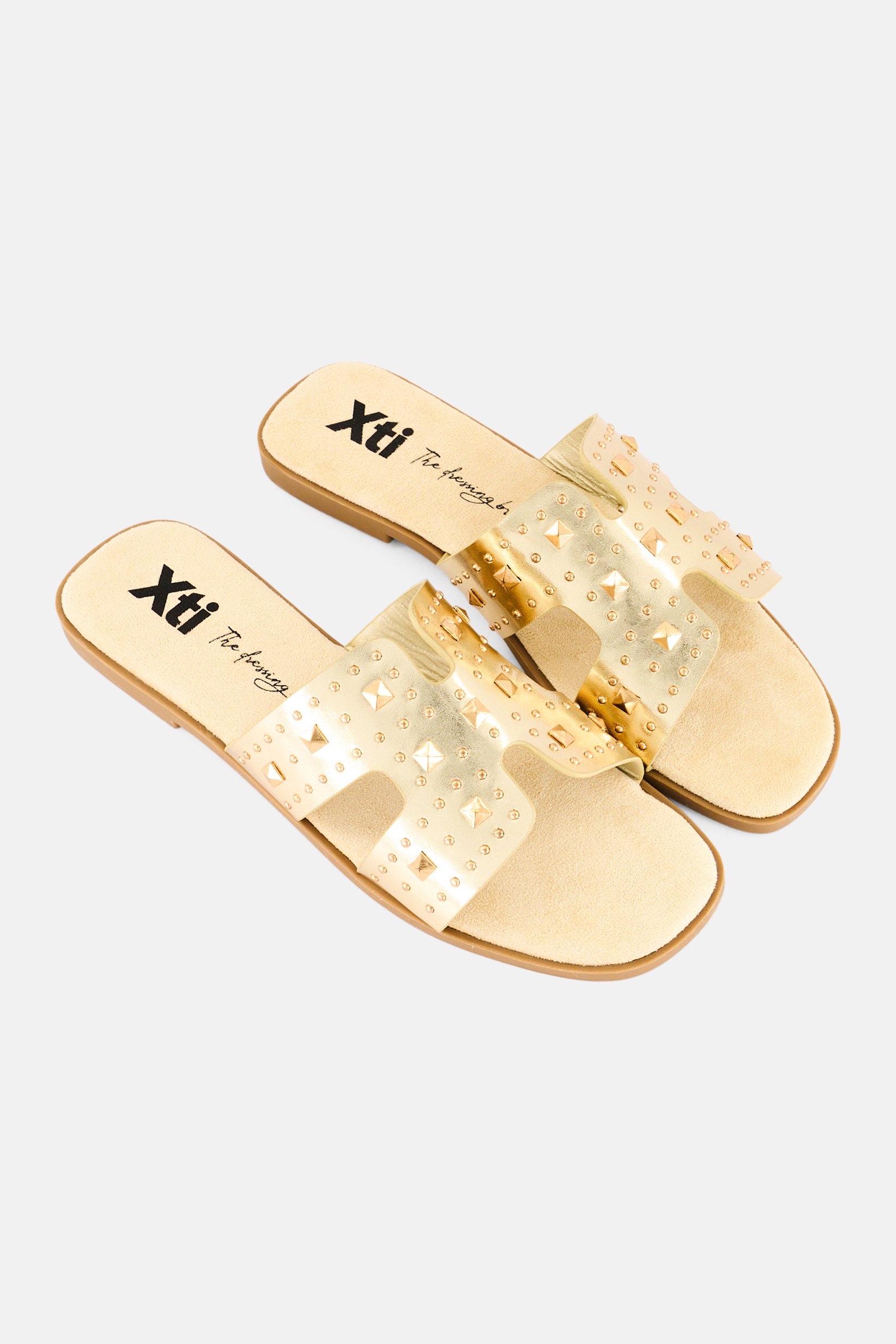 Women Textured Slip On Sandals, Gold