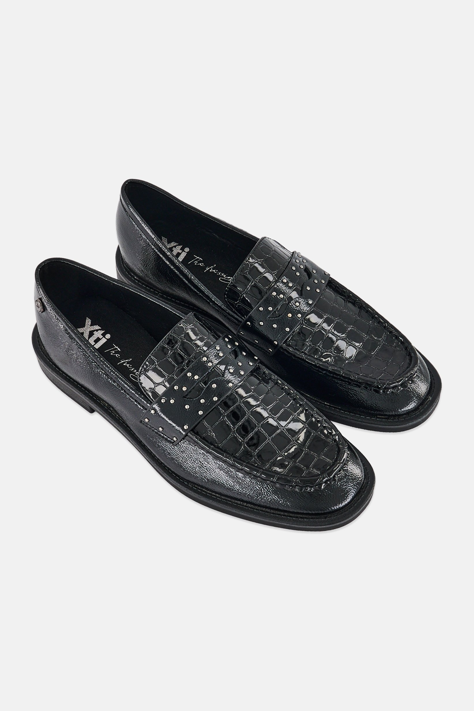 Women Slip On Casual Shoes, Black