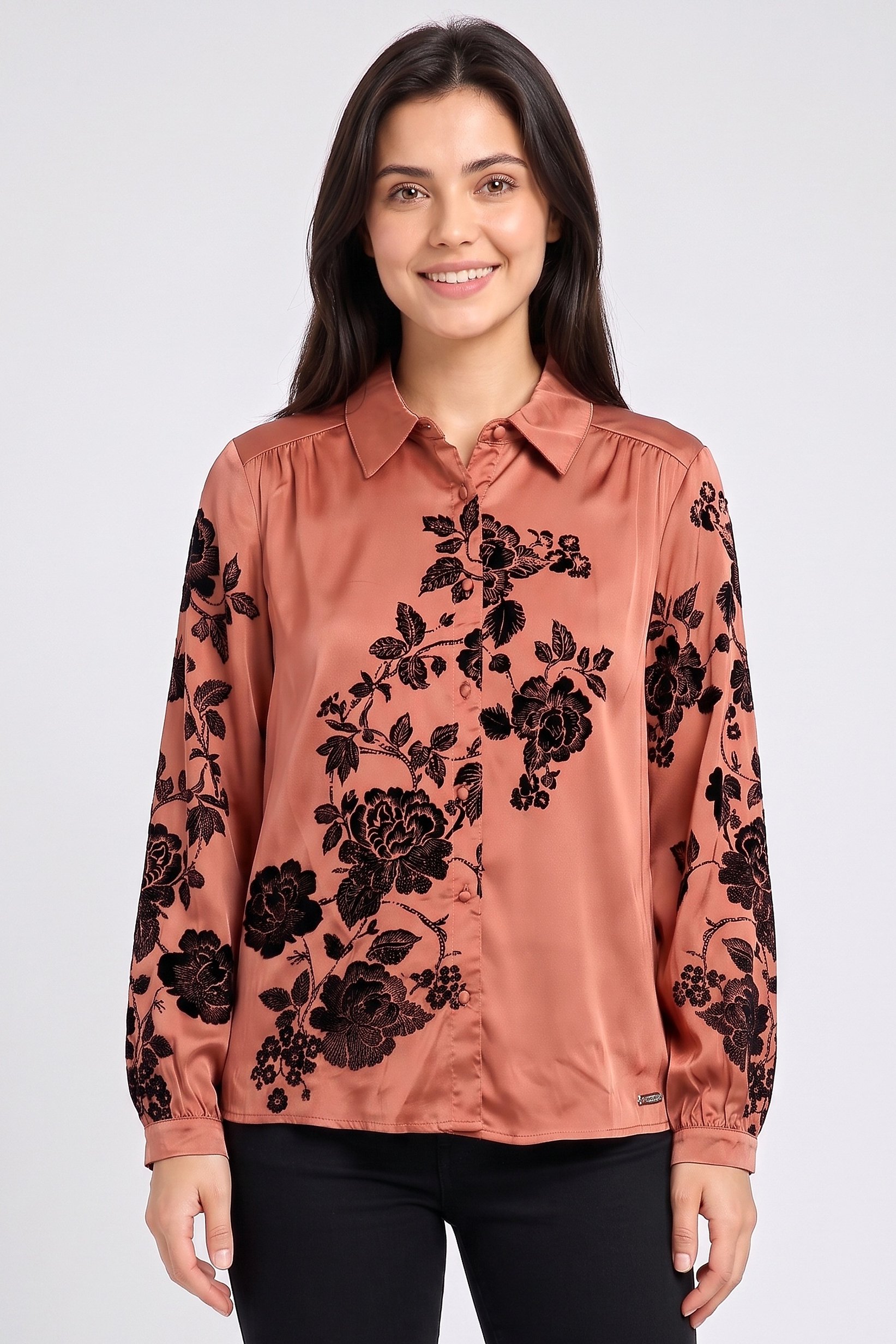 Women Spread Collar Long Sleeve Embroidered Shirt, Multicolor