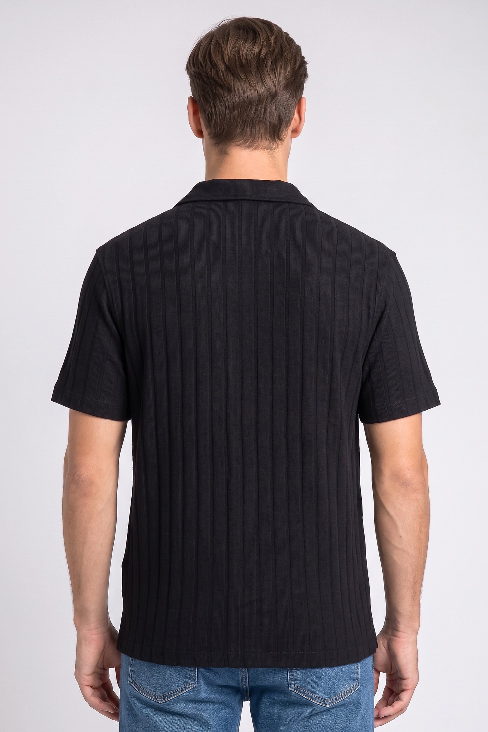 Men Regular Fit Plain Short Sleeve Casual Shirt, Black