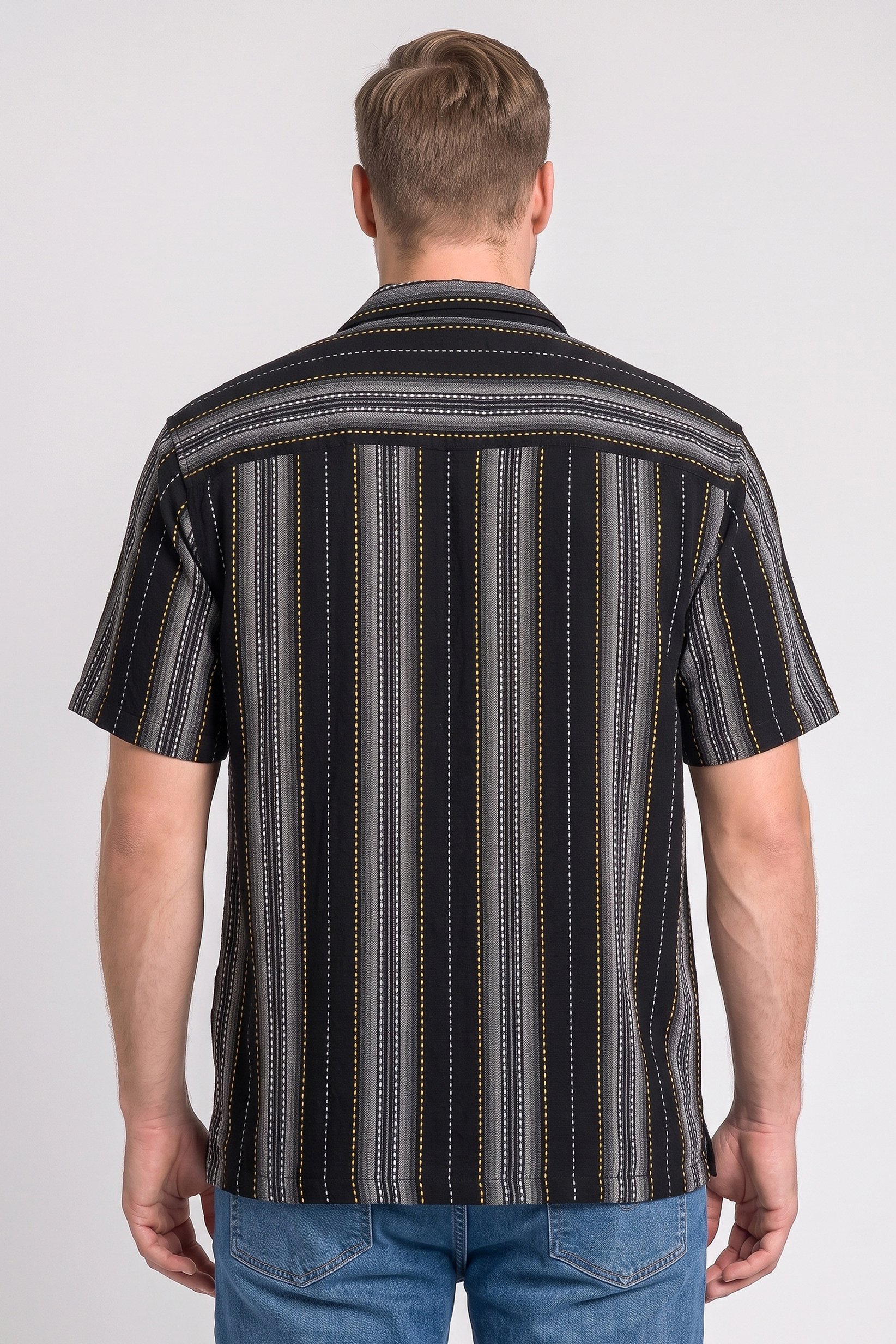 Men Relaxed Fit Short Sleeve Stripe Casual Shirt, Multicolor