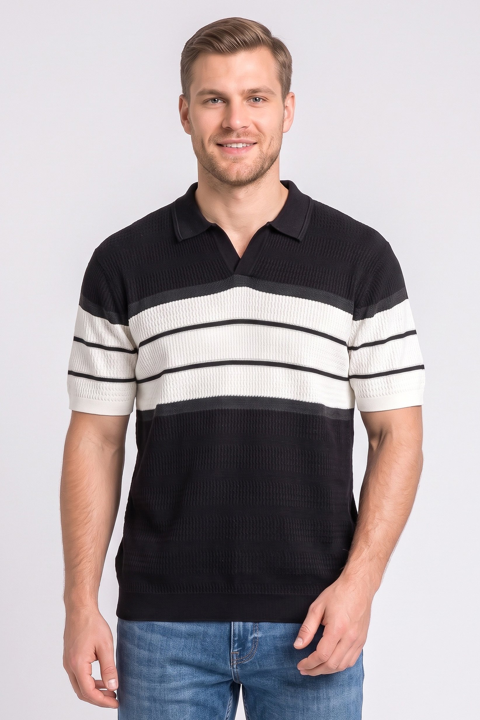 Men Relaxed Fit Knitted Short Sleeve Polo Shirt, Multicolor
