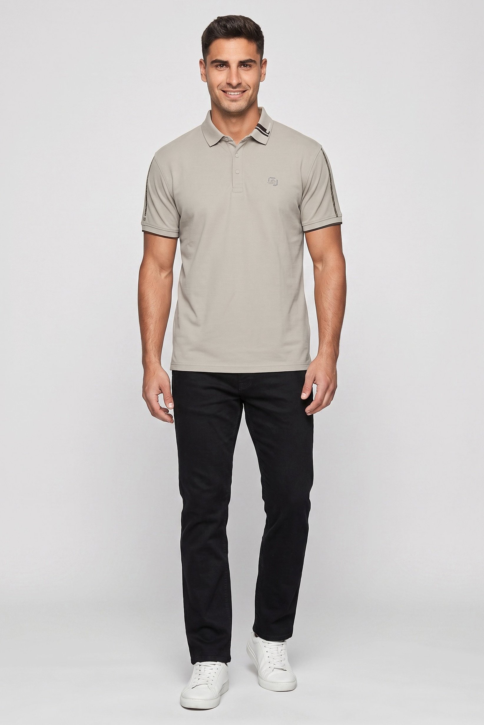 Men Regular Fit Solid Short Sleeve Polo Shirt, Grey
