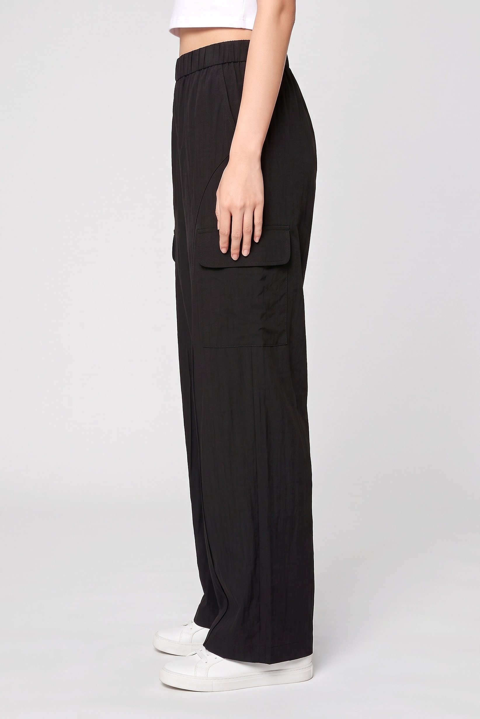 Women Regular Fit Solid Wide Leg Pants, Black