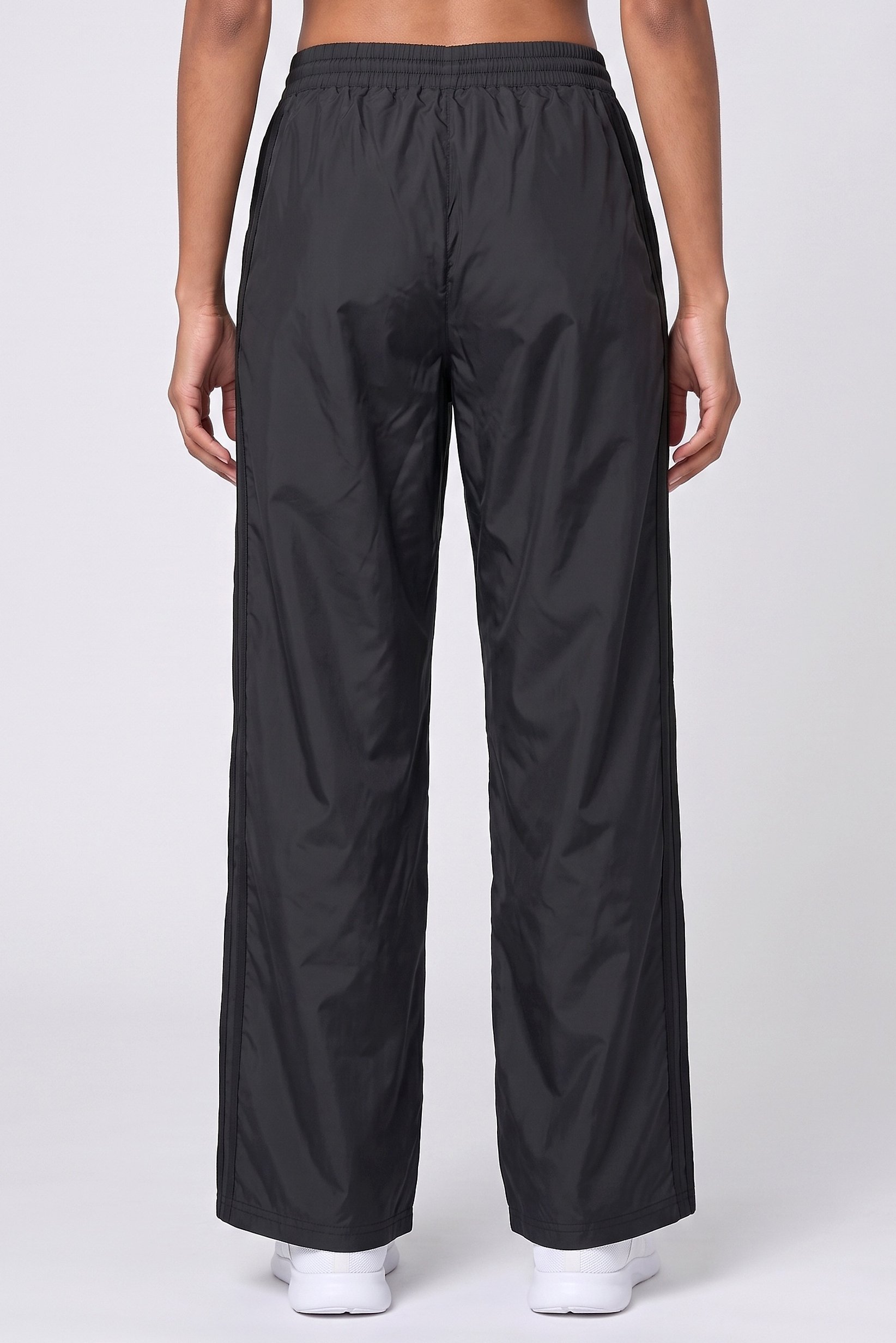 Women Loose Fit Outdoor Track Pants, Black